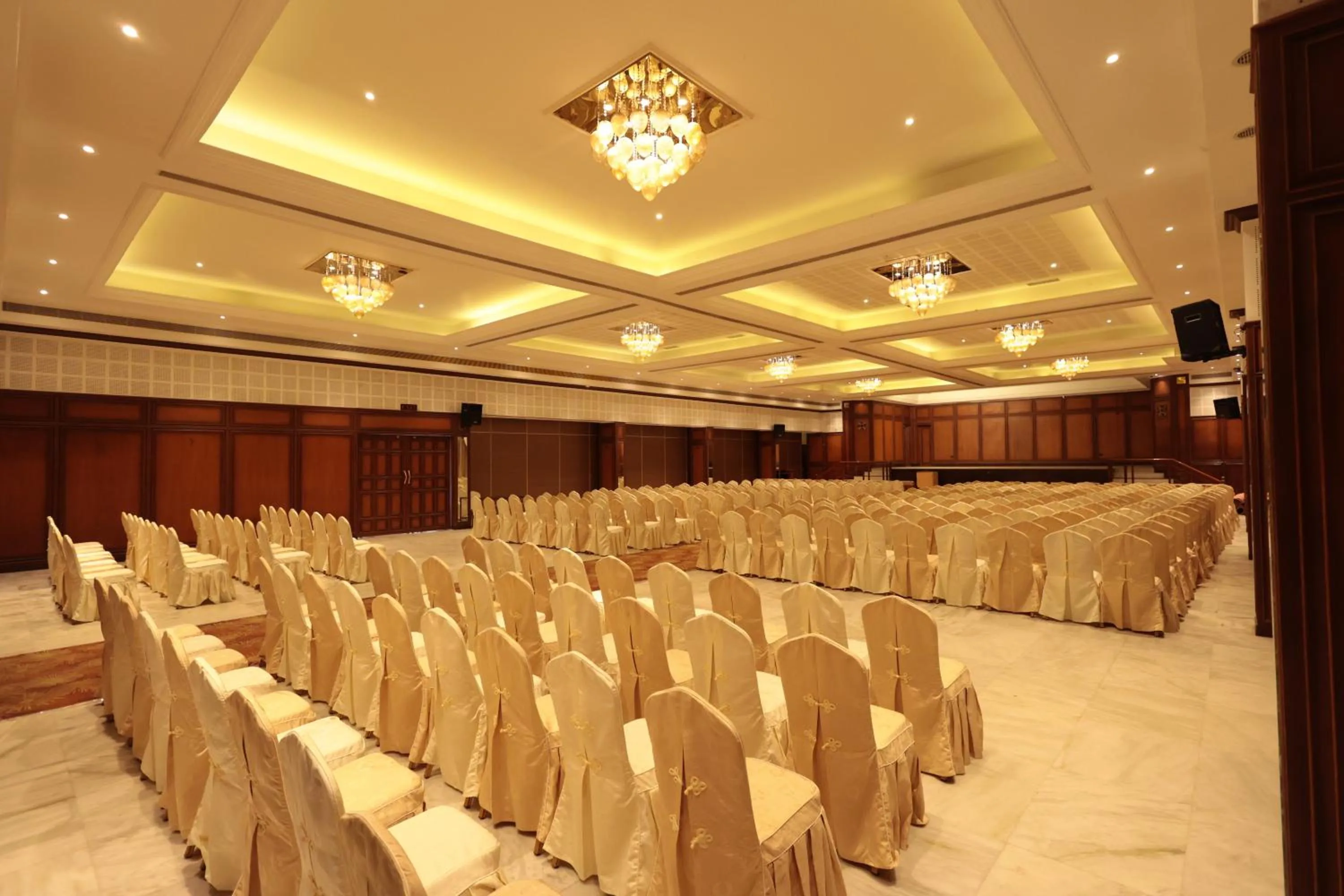 Banquet/Function facilities in Cenneys Gateway - Pride of Salem