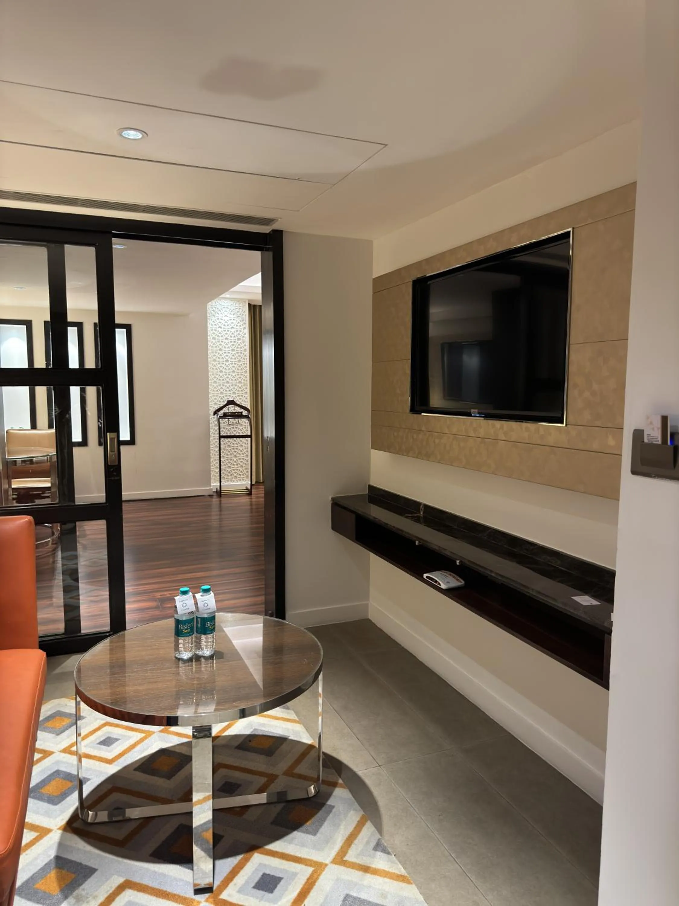 Bed in Cenneys Gateway - Pride of Salem