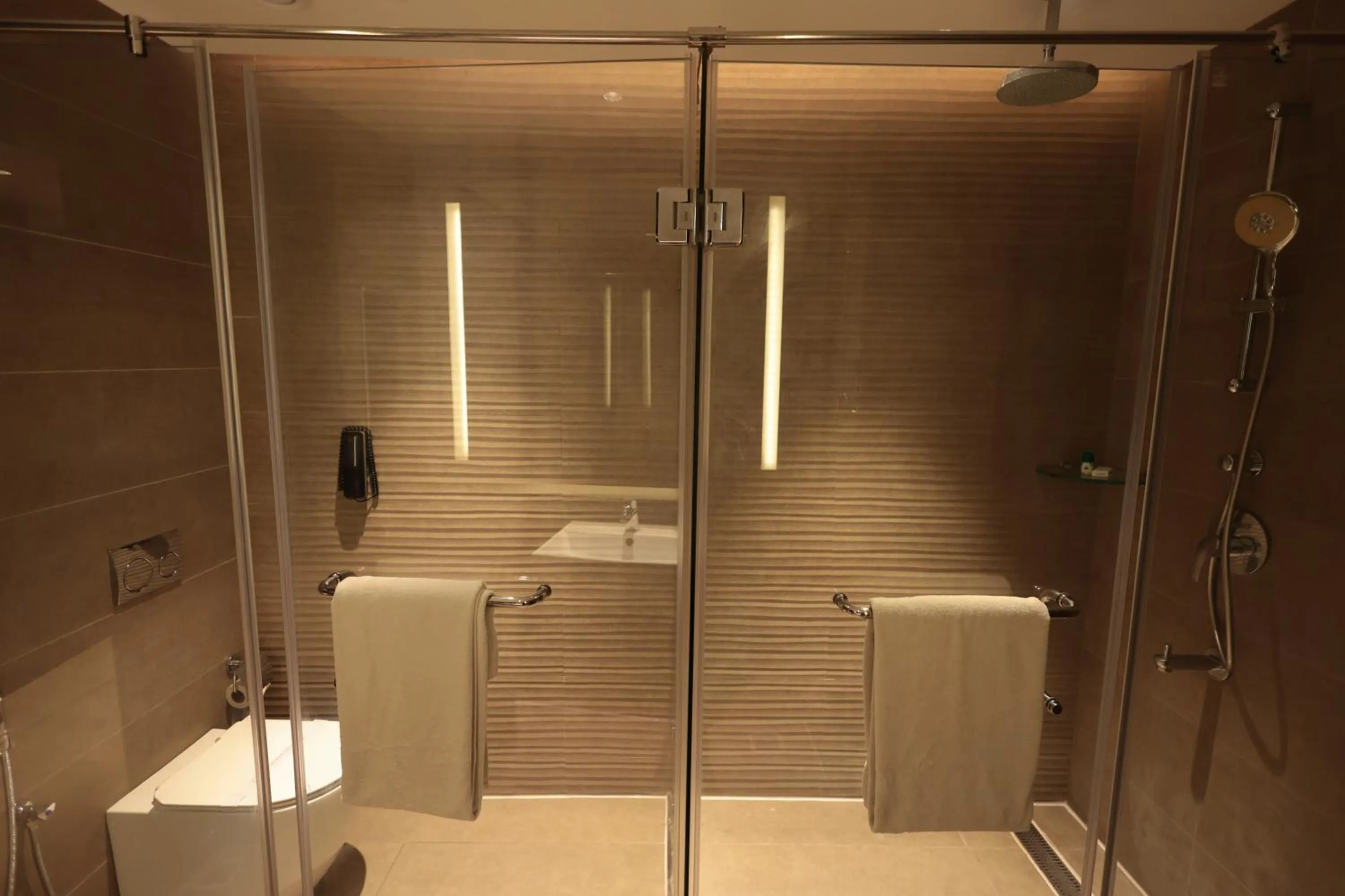 Bathroom in Cenneys Gateway - Pride of Salem