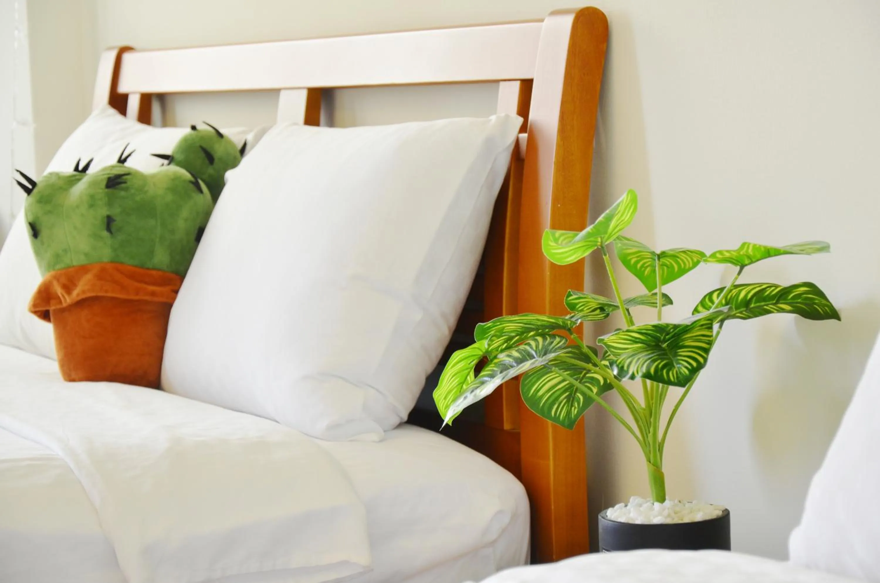 Decorative detail, Bed in Piau Po 21 Inn