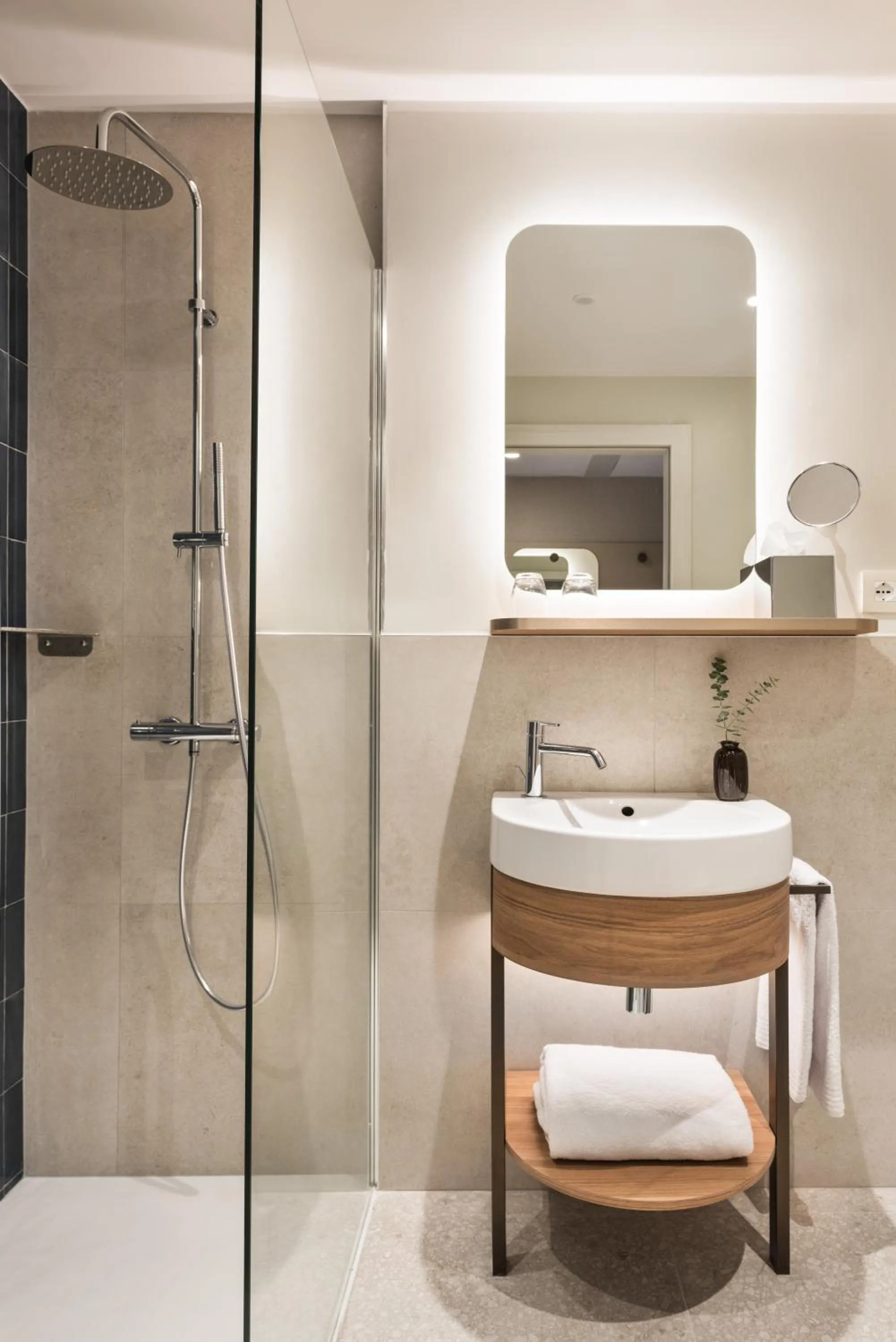 Bathroom in Ambasciatori Hotel Venice Mestre, Tapestry Collection by Hilton