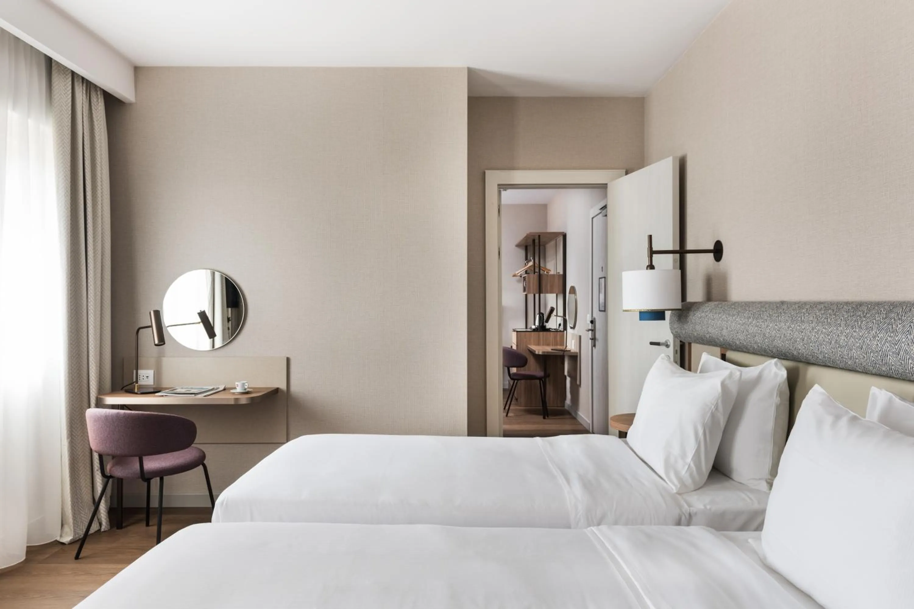 Photo of the whole room, Bed in Ambasciatori Hotel Venice Mestre, Tapestry Collection by Hilton