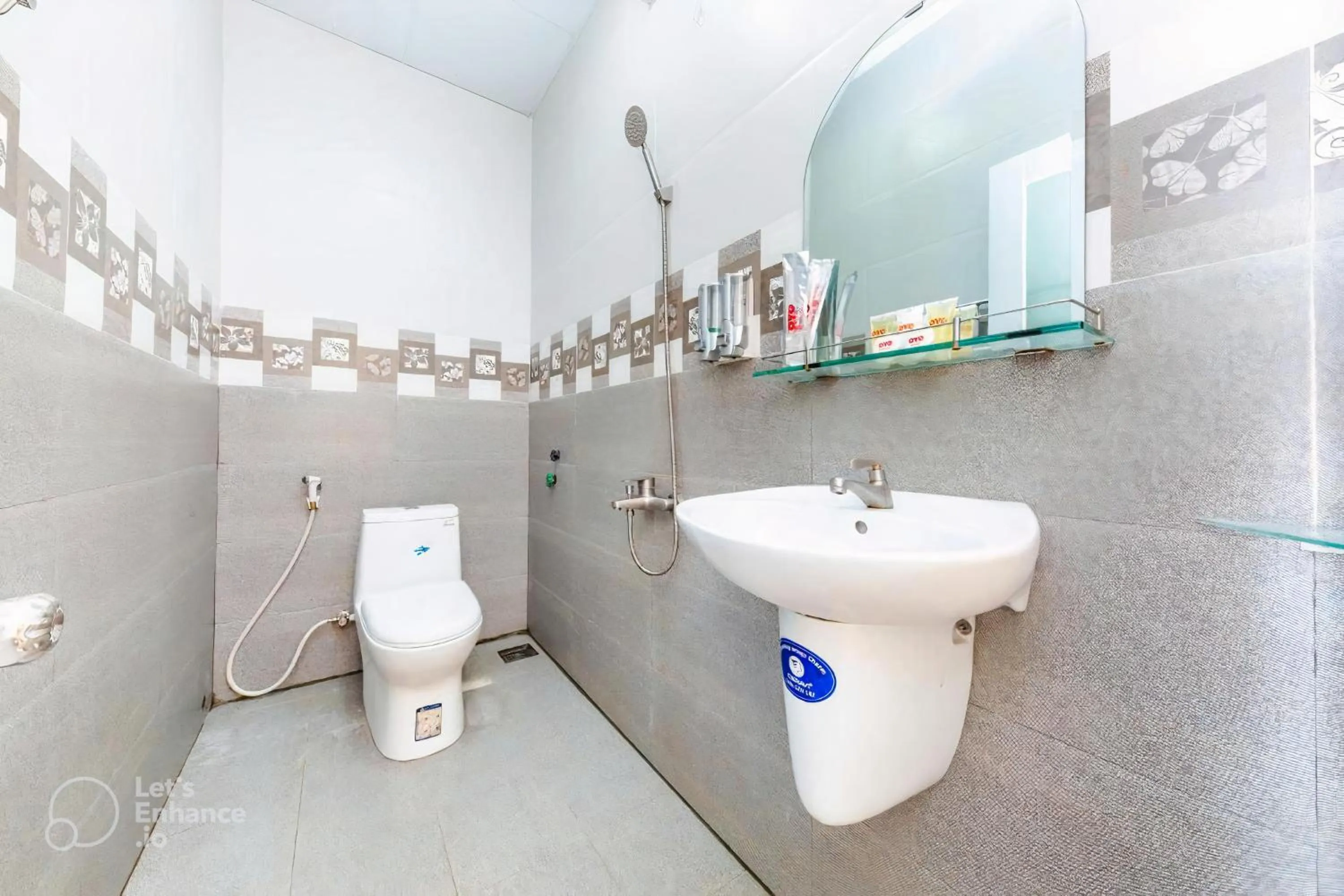 Toilet in Hải Phát Hotel