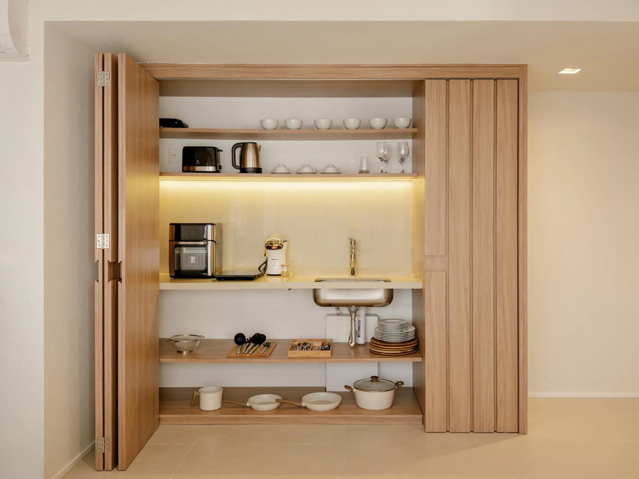 Kitchen or kitchenette in Aloe Vila Nova Conceição