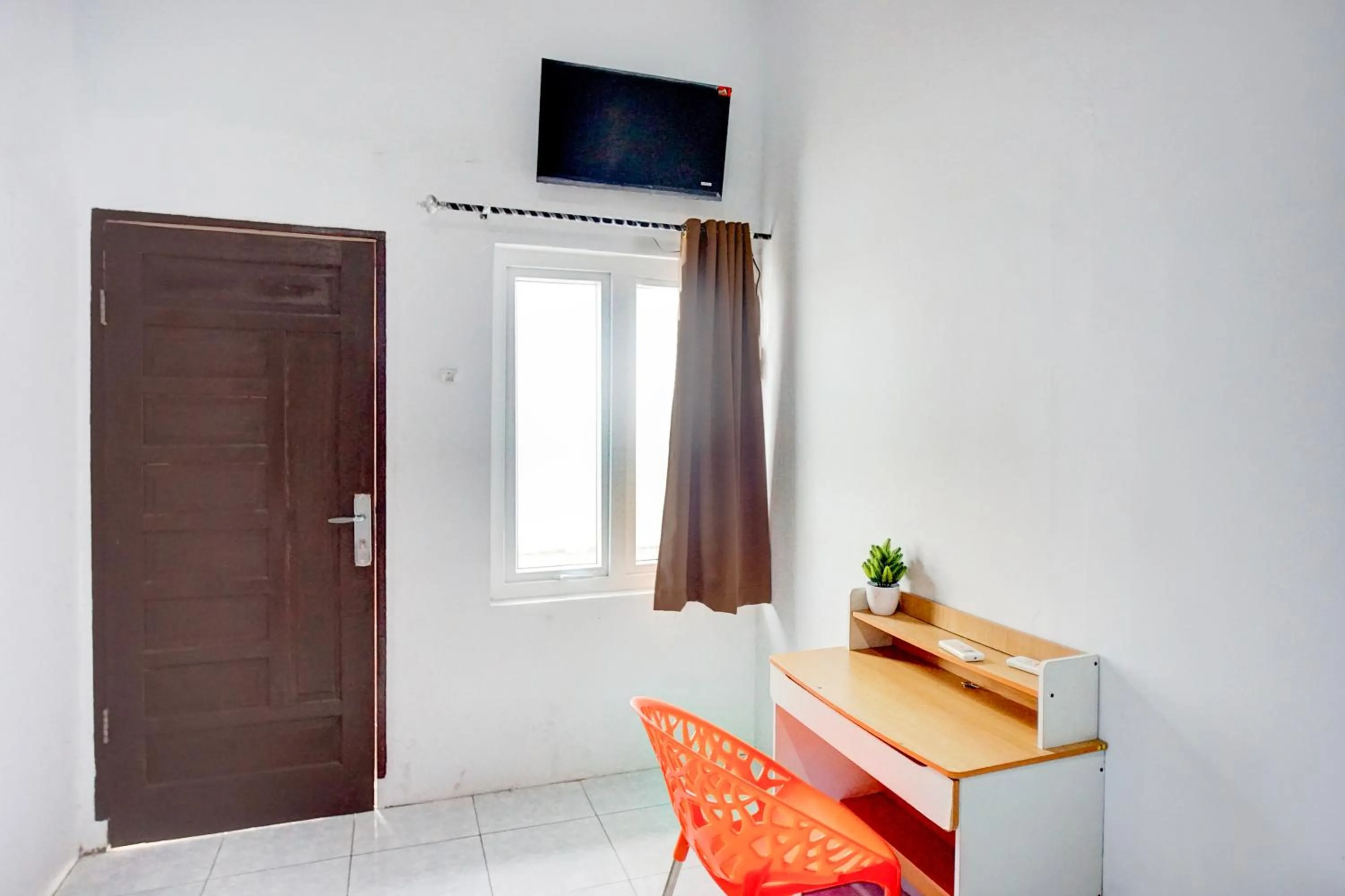 TV and multimedia in Hotel O Medan Timur Near Rsu Madani