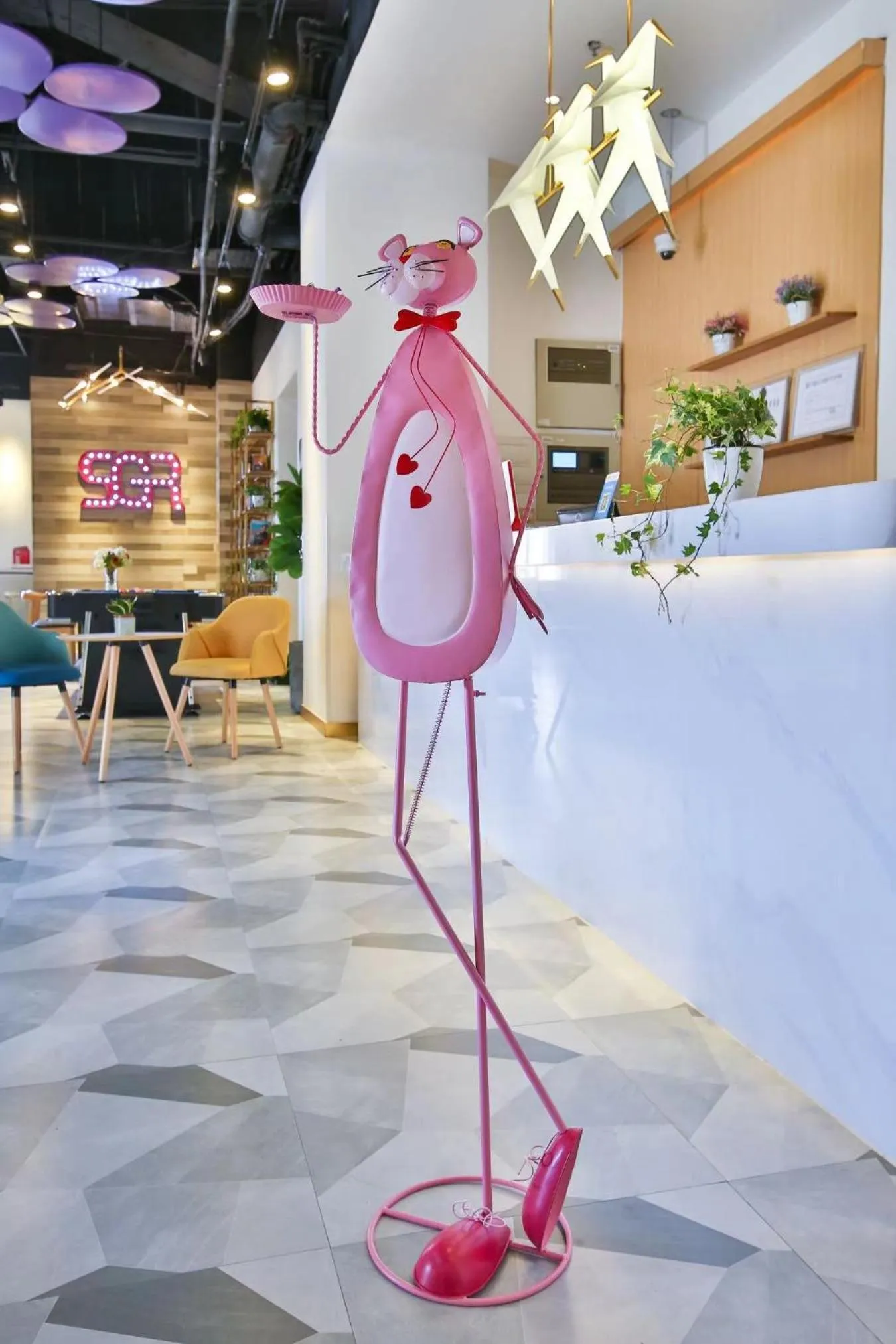 Decorative detail in Shanghai Pengpai Art Youth Hotel