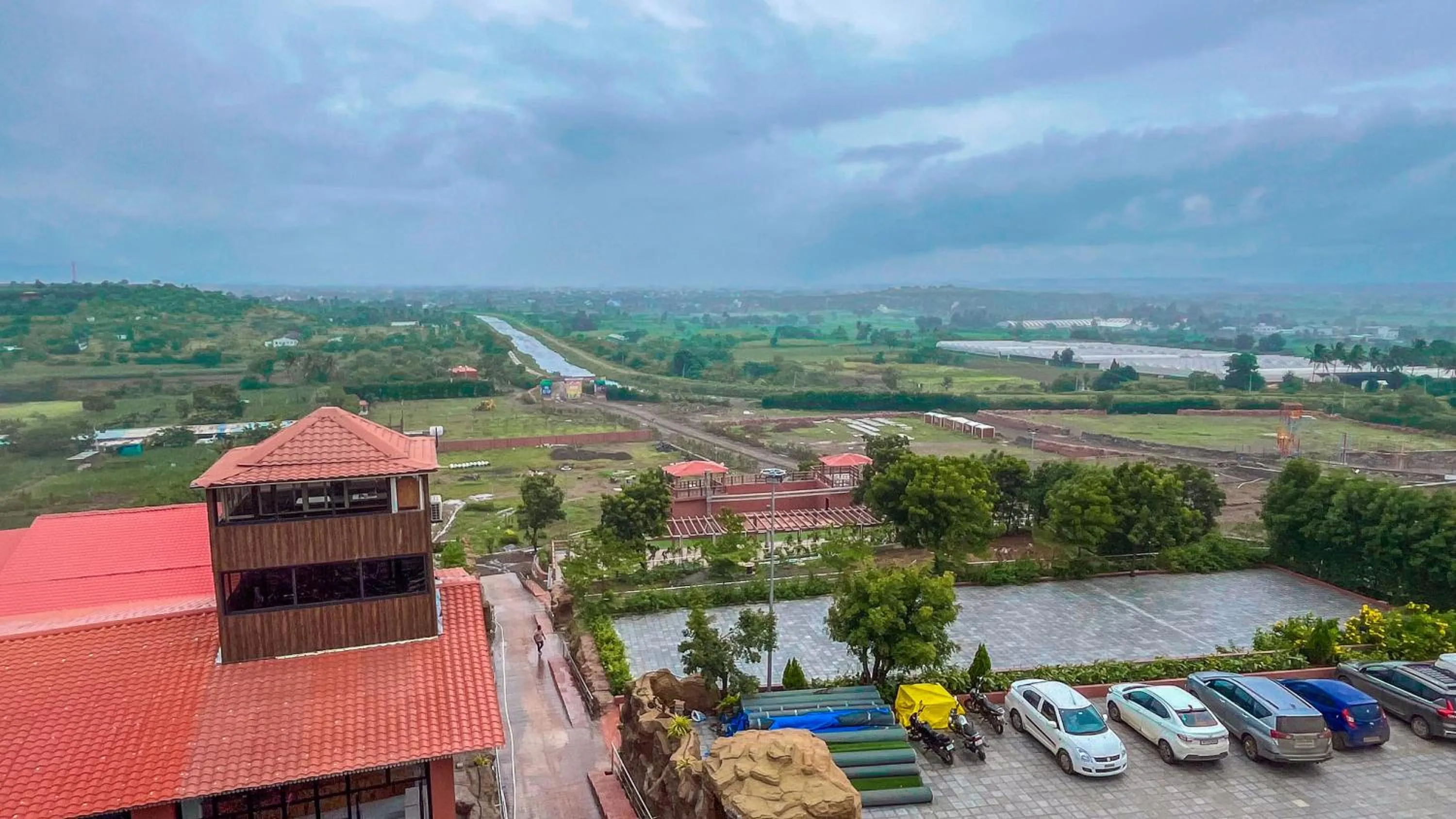 Property building in Regenta Bharti Amusement & Adventure Resort Pune, Urulikanchan