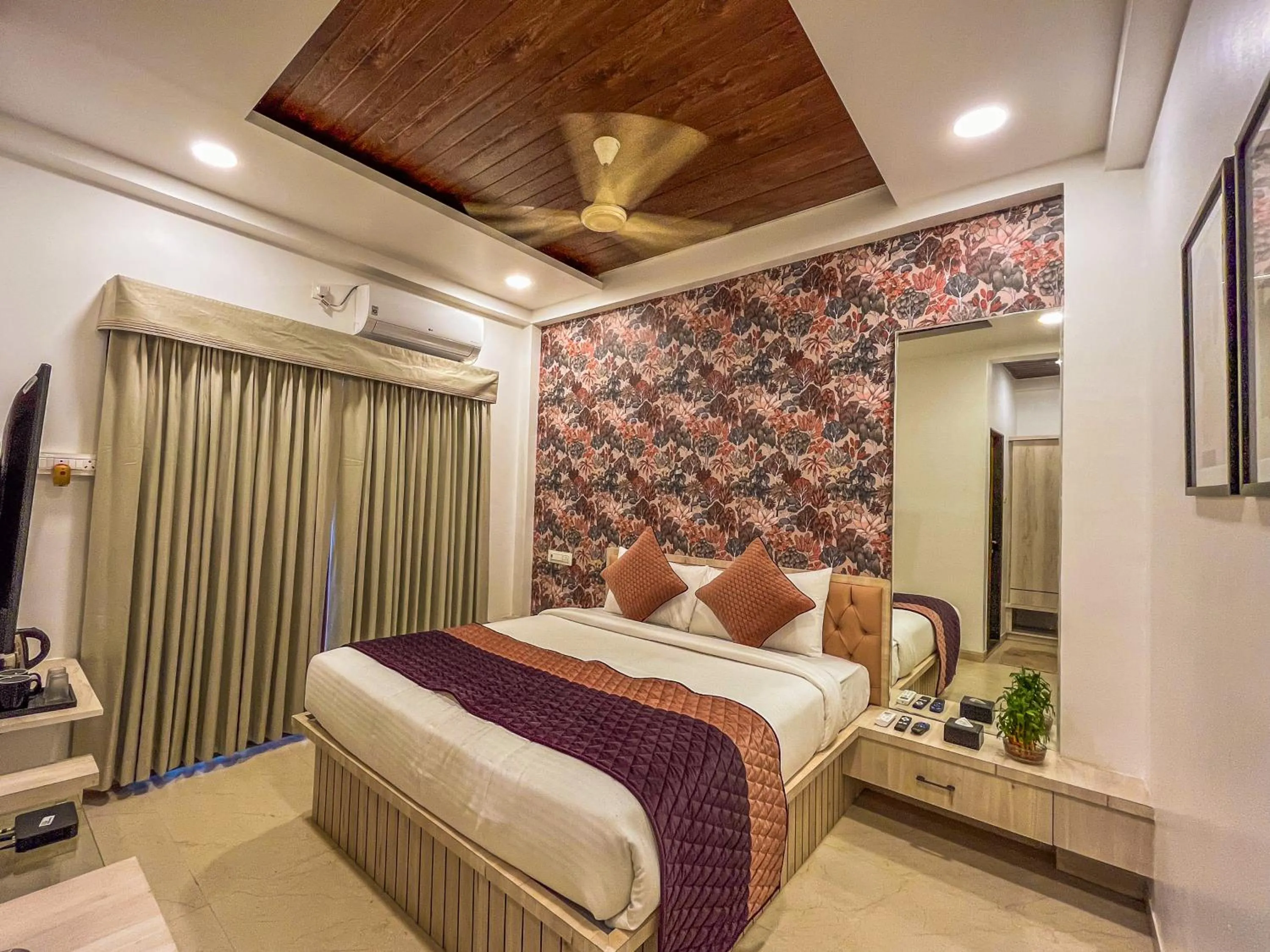 Bedroom, Bed in Regenta Bharti Amusement & Adventure Resort Pune, Urulikanchan