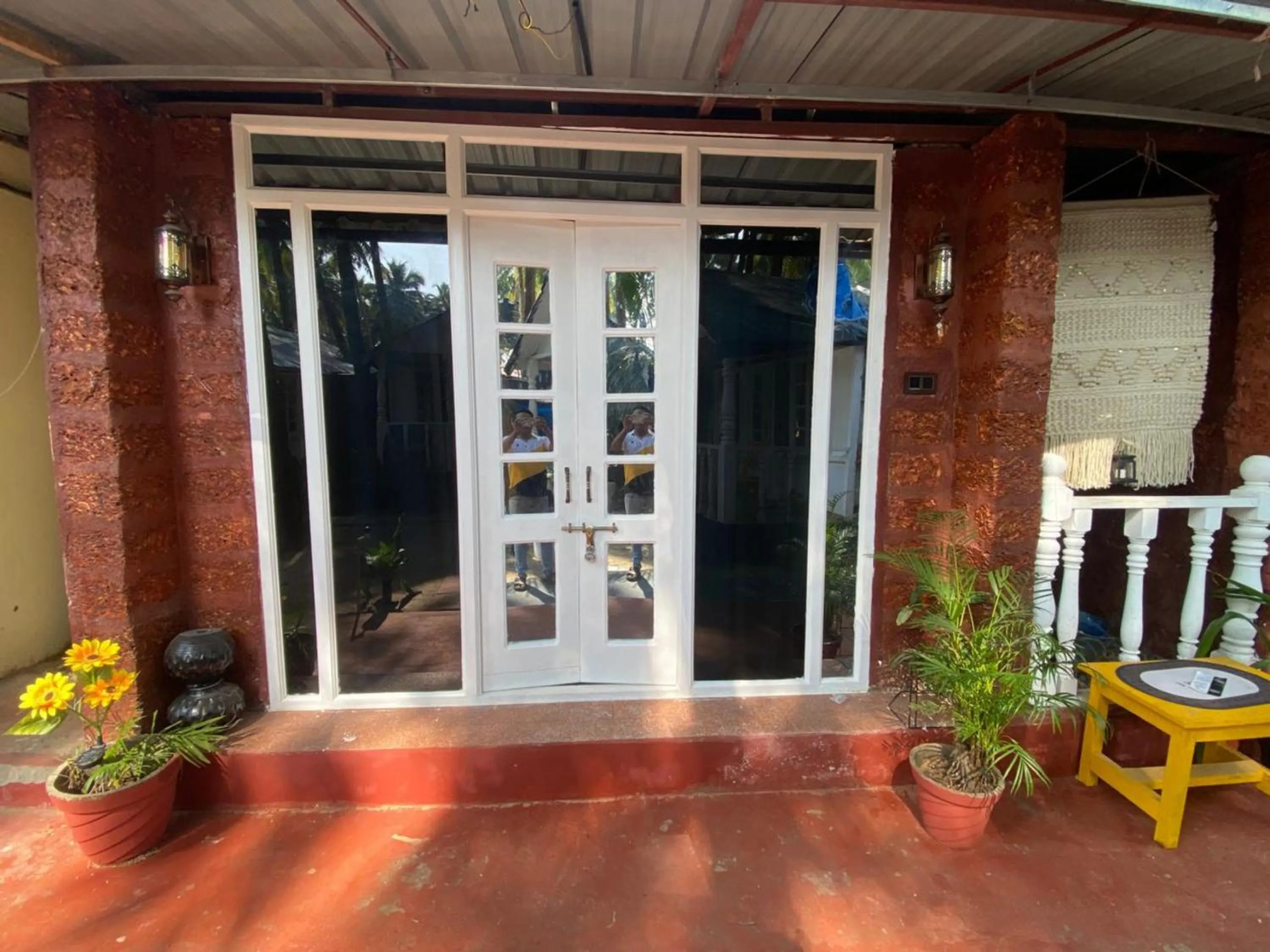 Facade/entrance in The Charming Nights