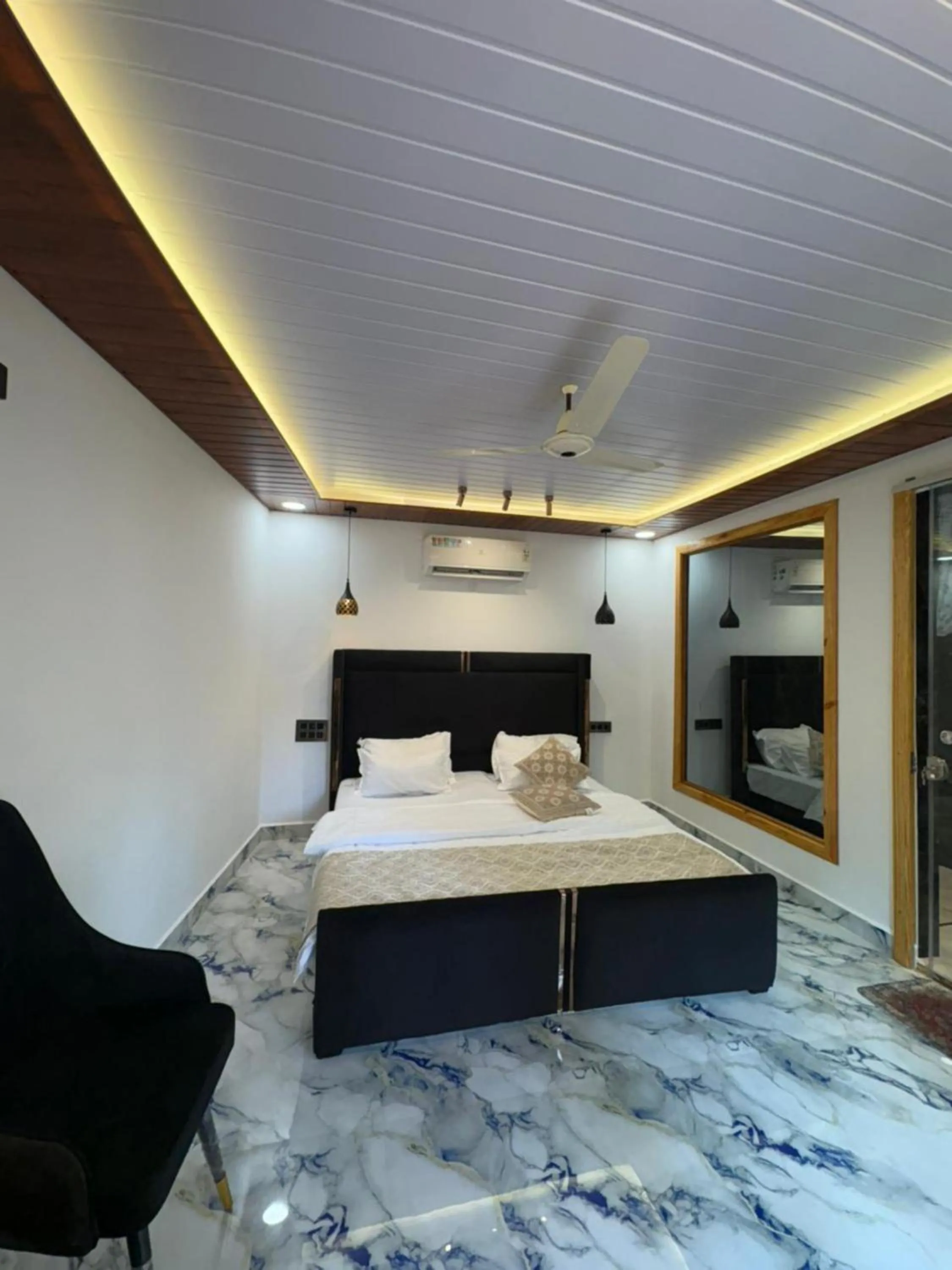 Bed in The Charming Nights