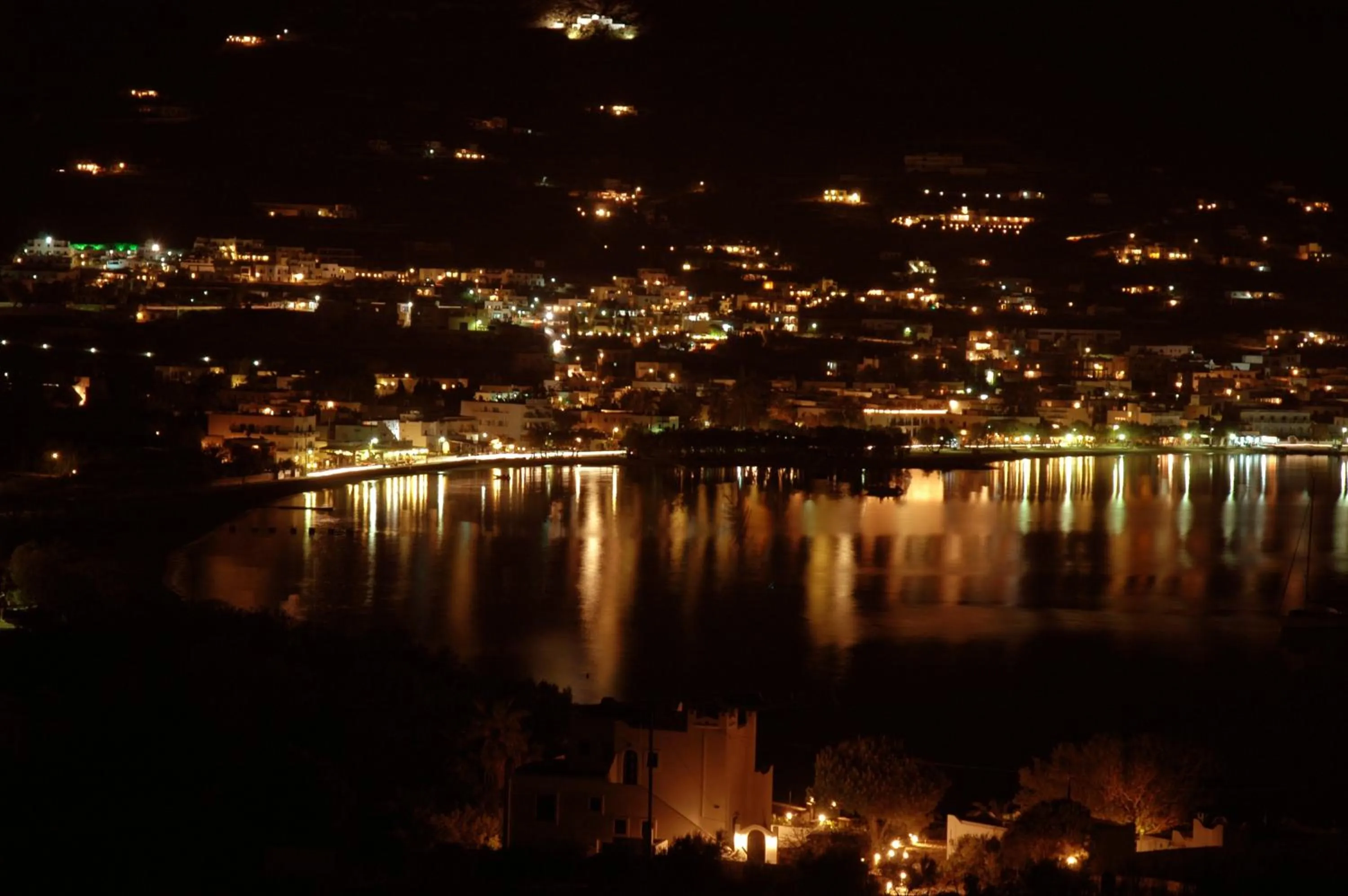 Night in Paros Paradise Apartments