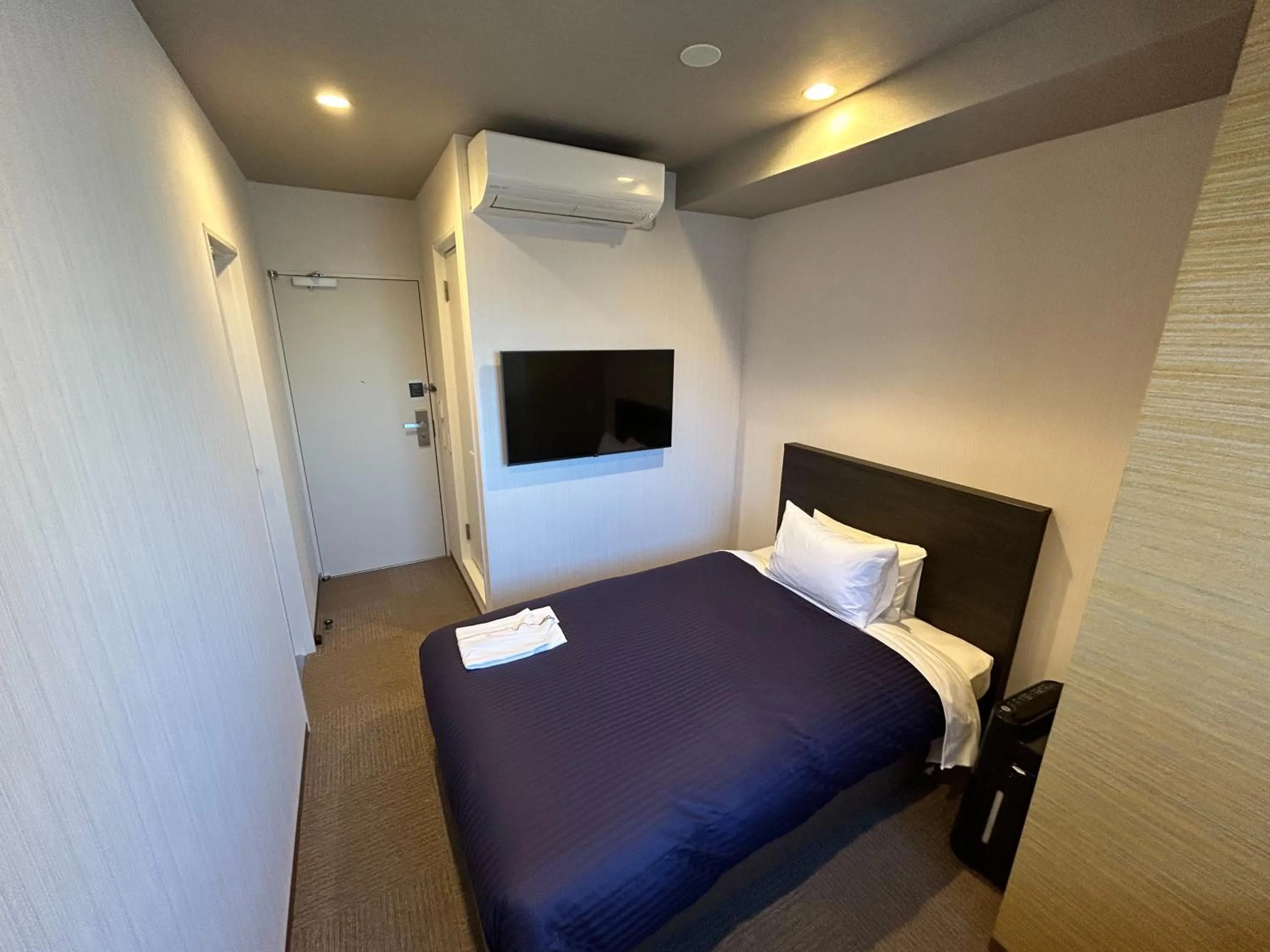 Bed in HOTEL LiVEMAX Mita Ekimae