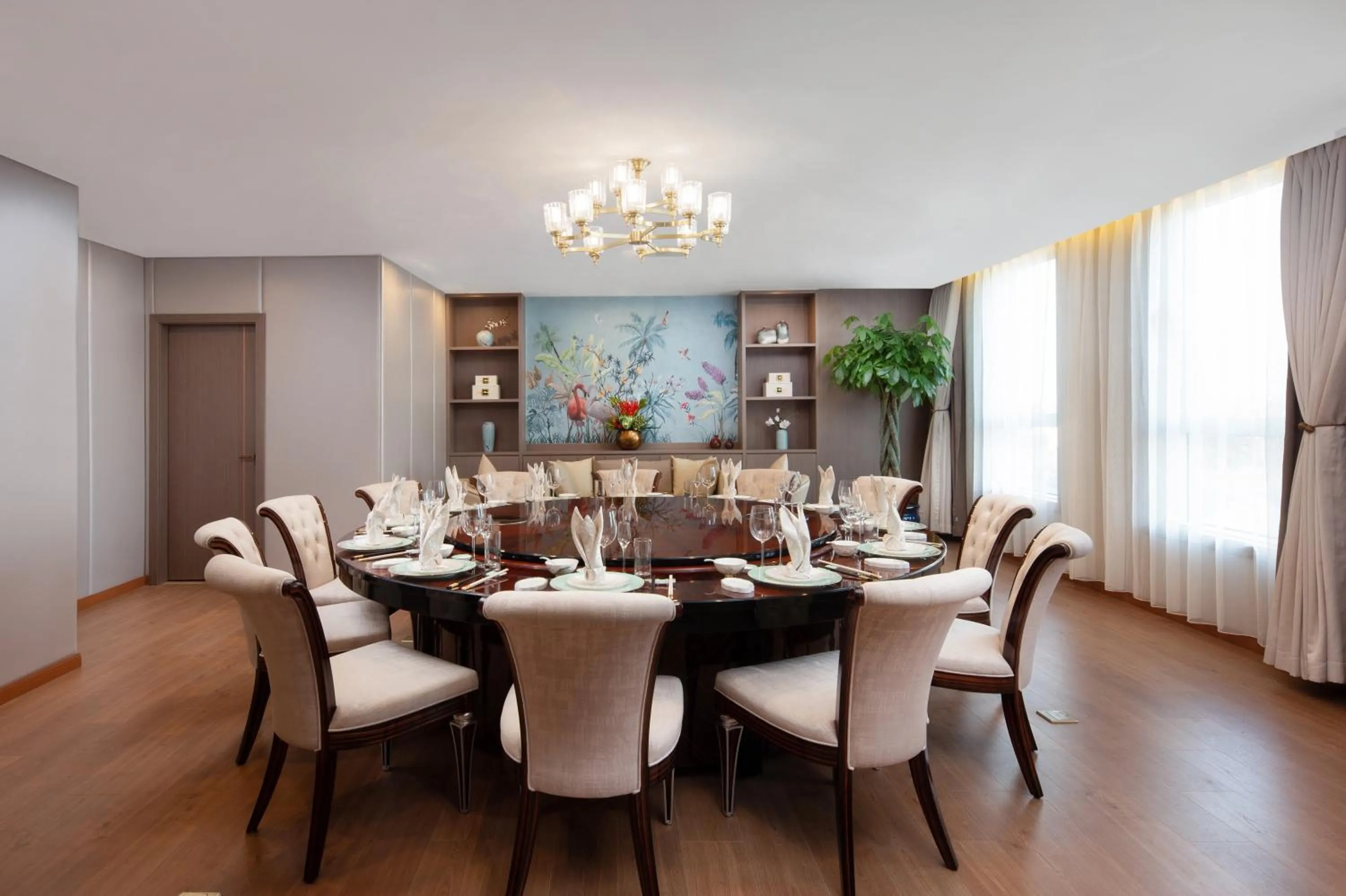 Restaurant/places to eat in NARADA Resort Shanghai Hotel Disney Store