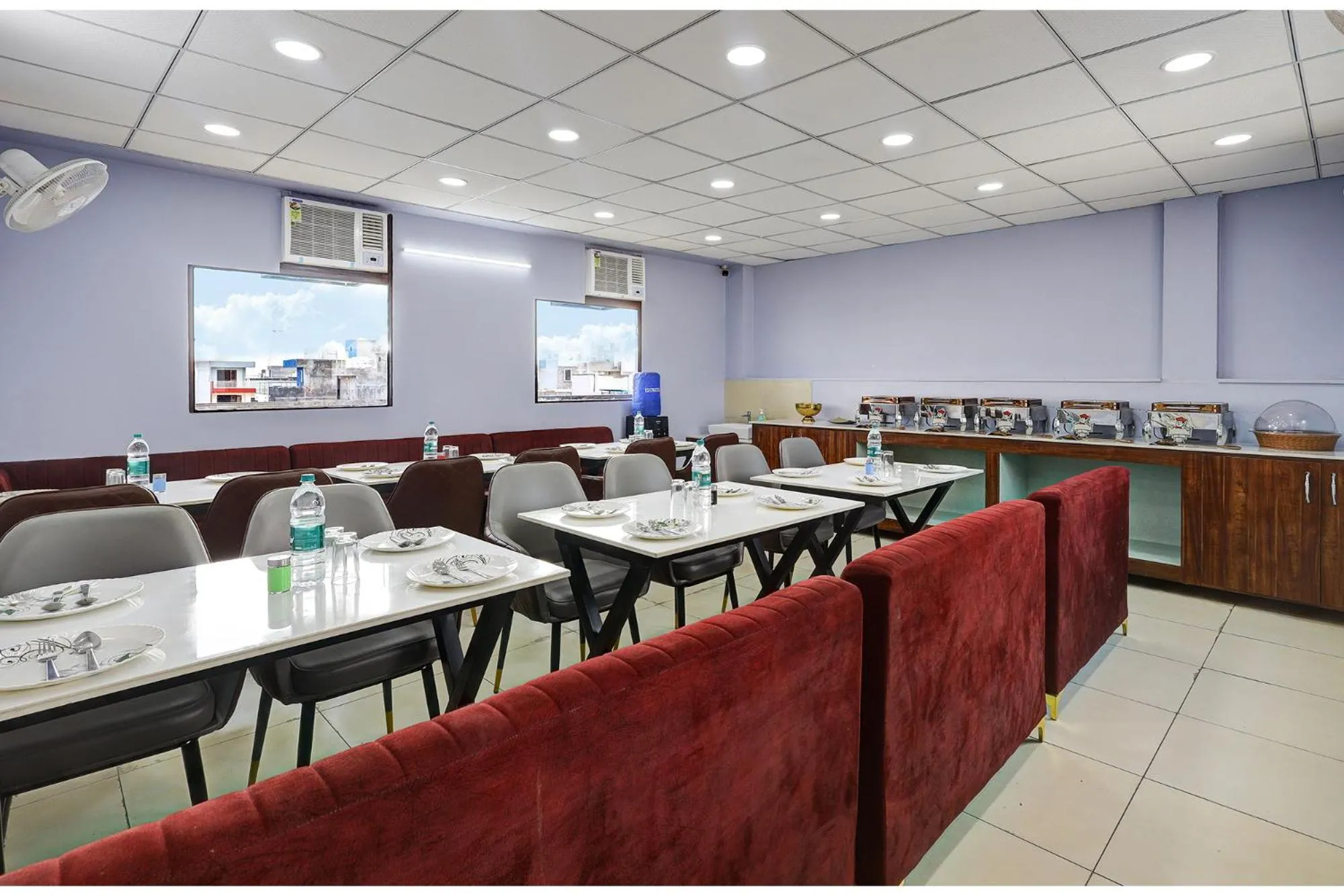 Restaurant/places to eat in FabHotel La Corporate Suite