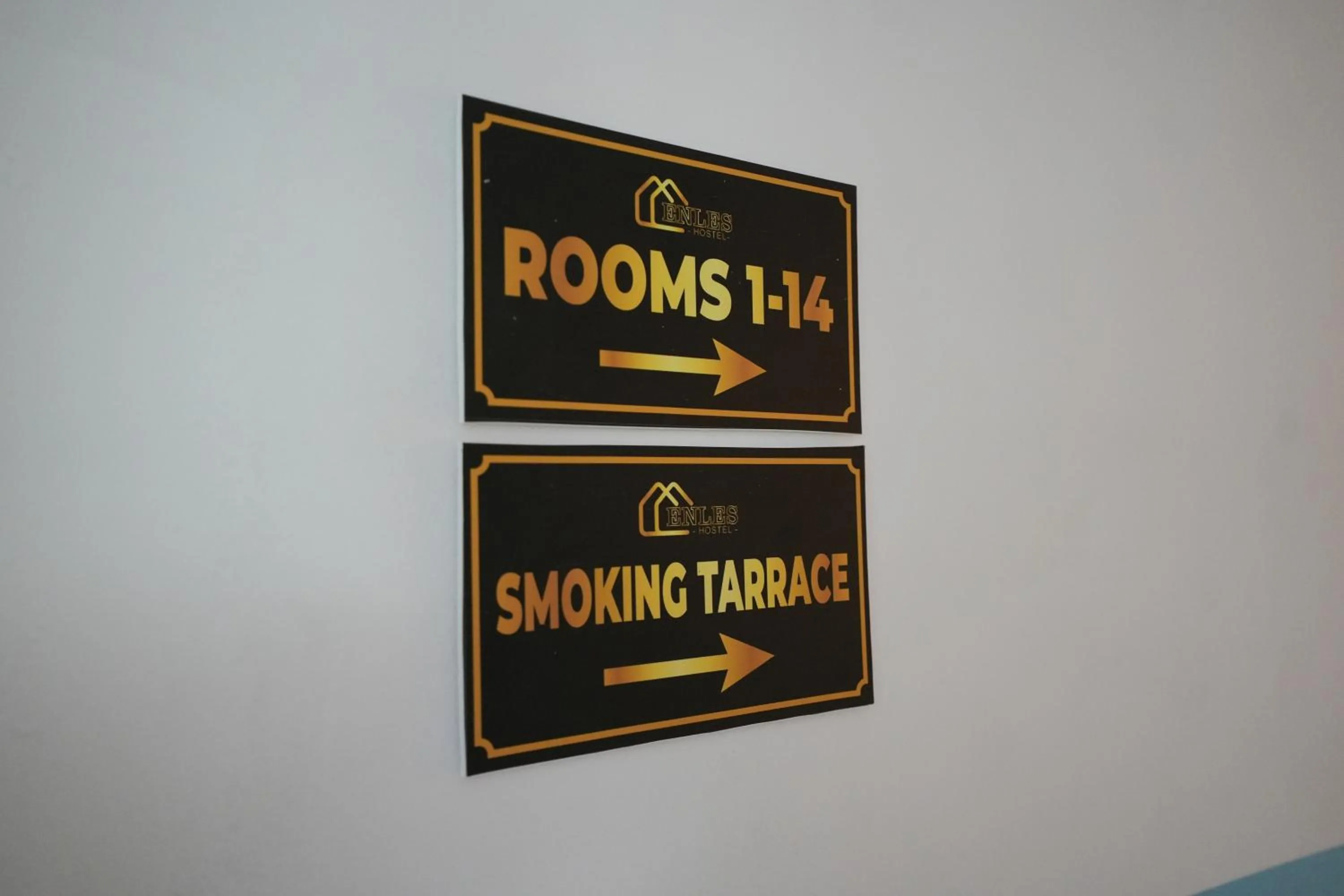 Logo/Certificate/Sign in Enles Hotel