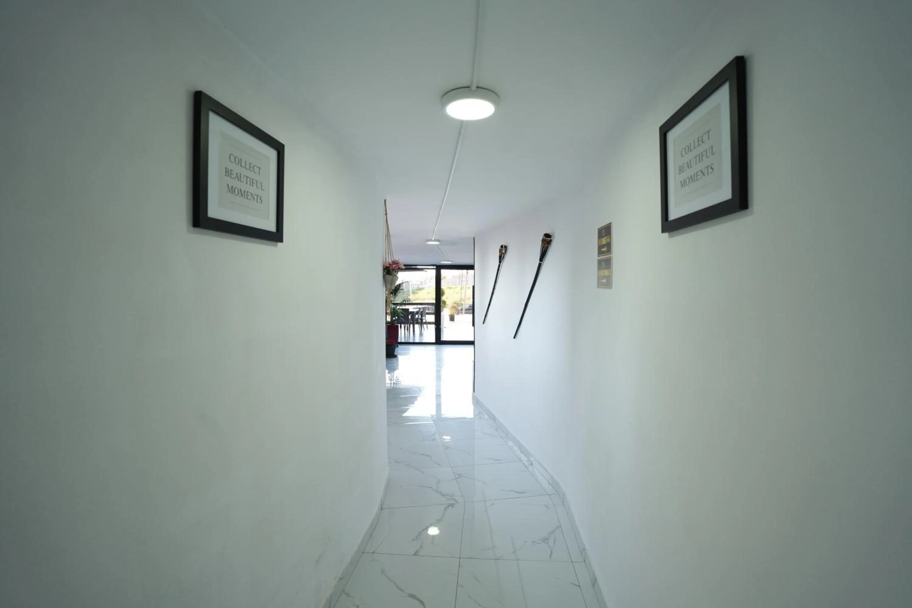 Lobby or reception in Enles Hotel