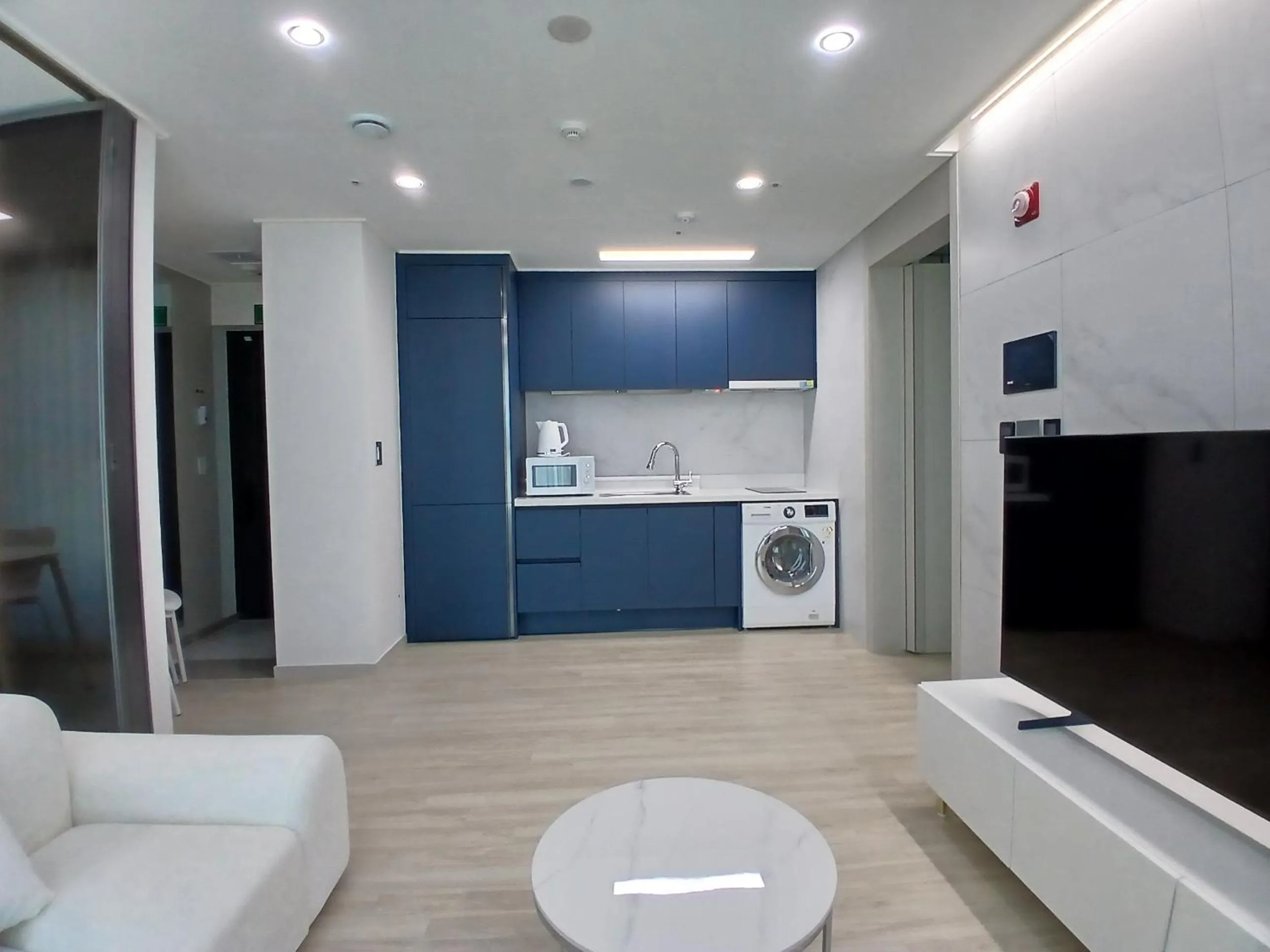 TV and multimedia in The November Stay Guri Station