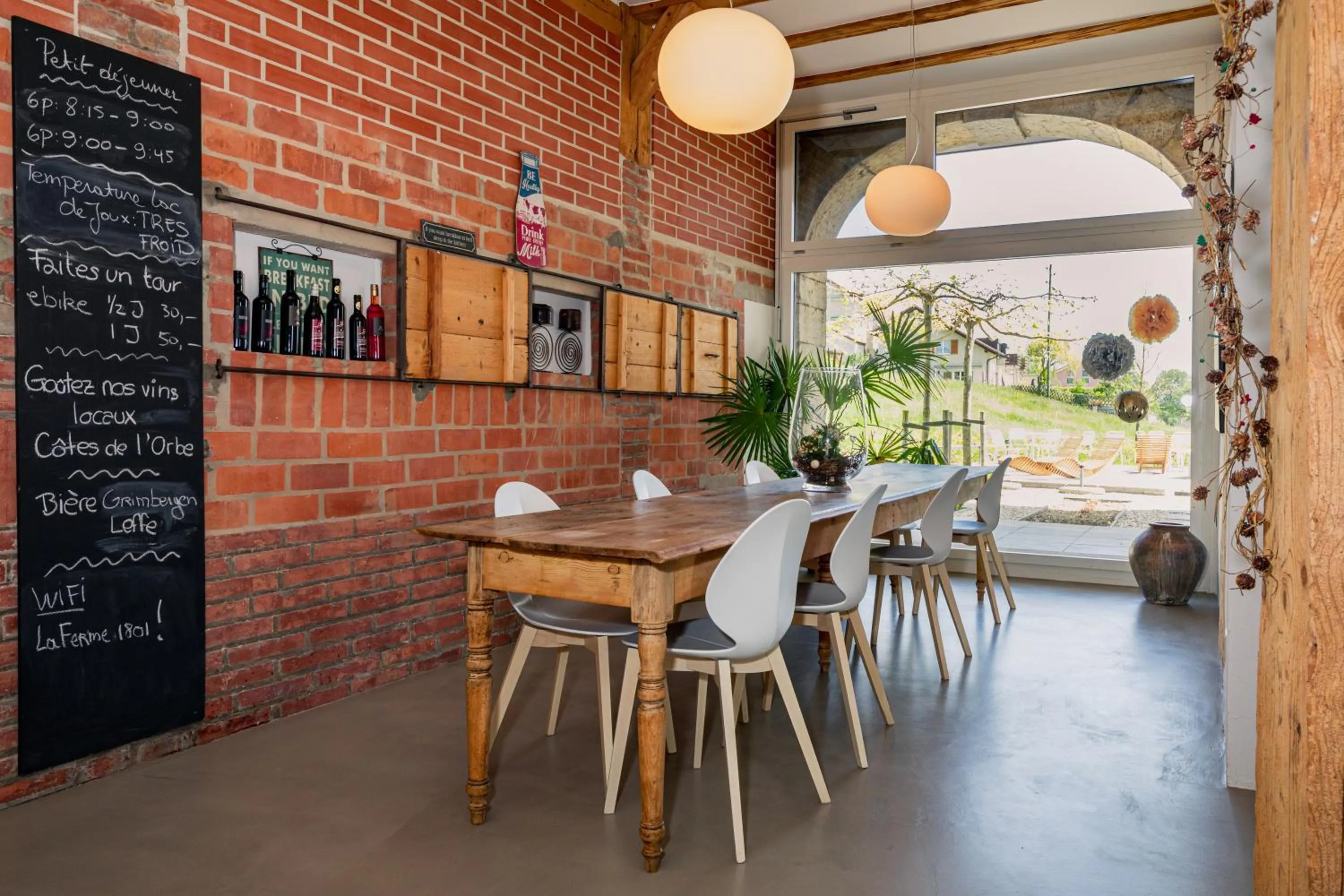 Breakfast in La Ferme de la Praz - Rooms with a View