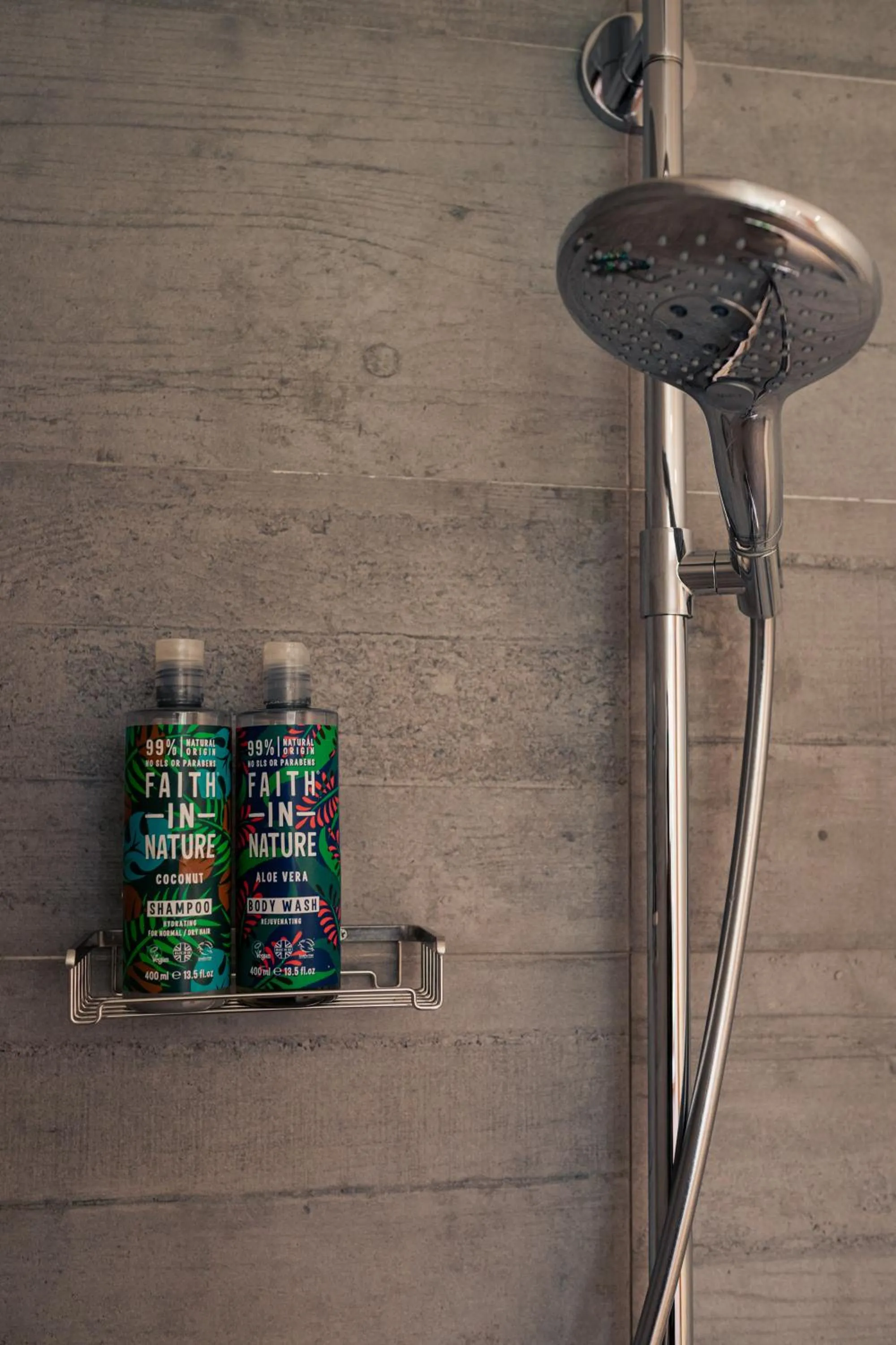 Shower in La Ferme de la Praz - Rooms with a View