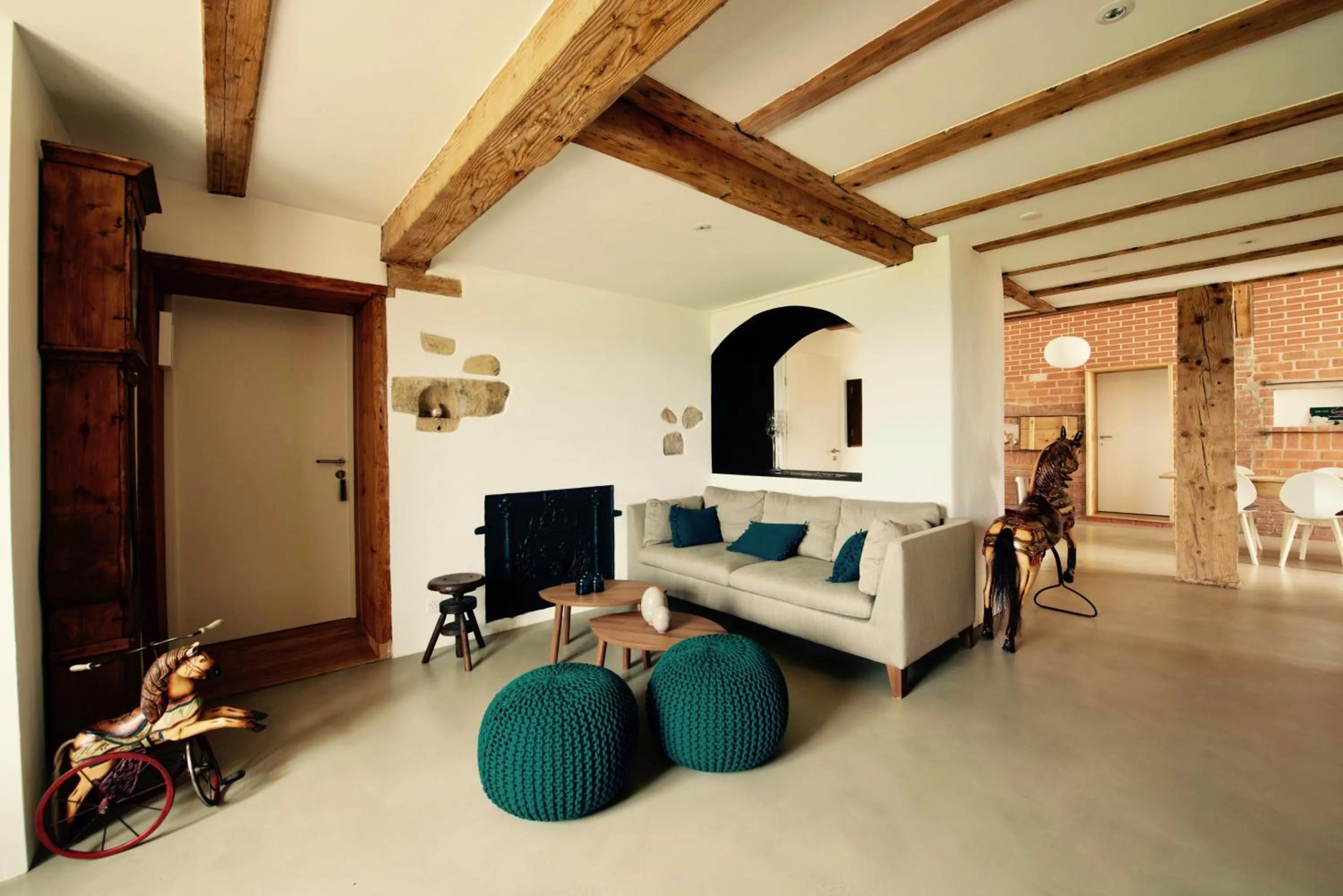 Communal lounge/ TV room, Bed in La Ferme de la Praz - Rooms with a View