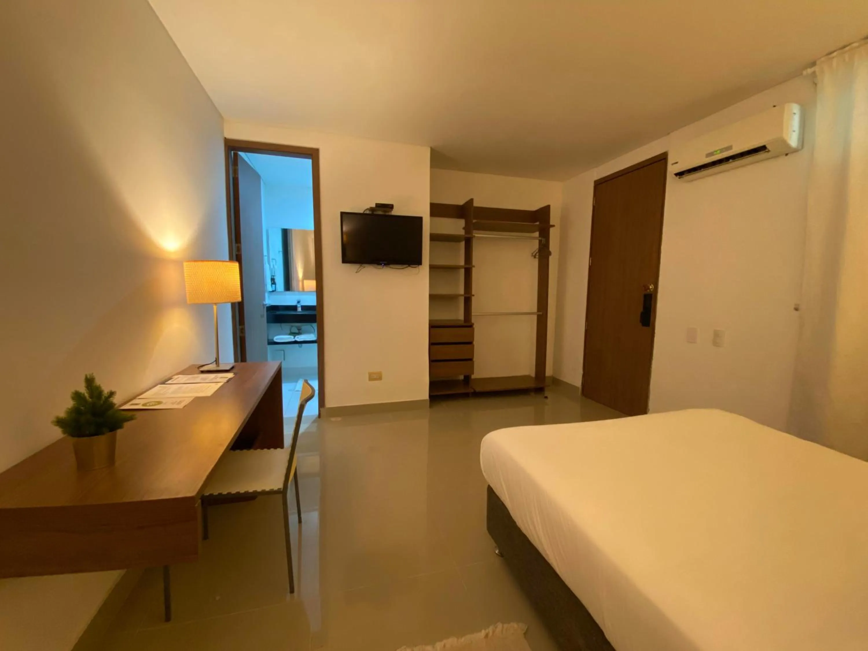 Photo of the whole room, Bed in Hotel Soleira