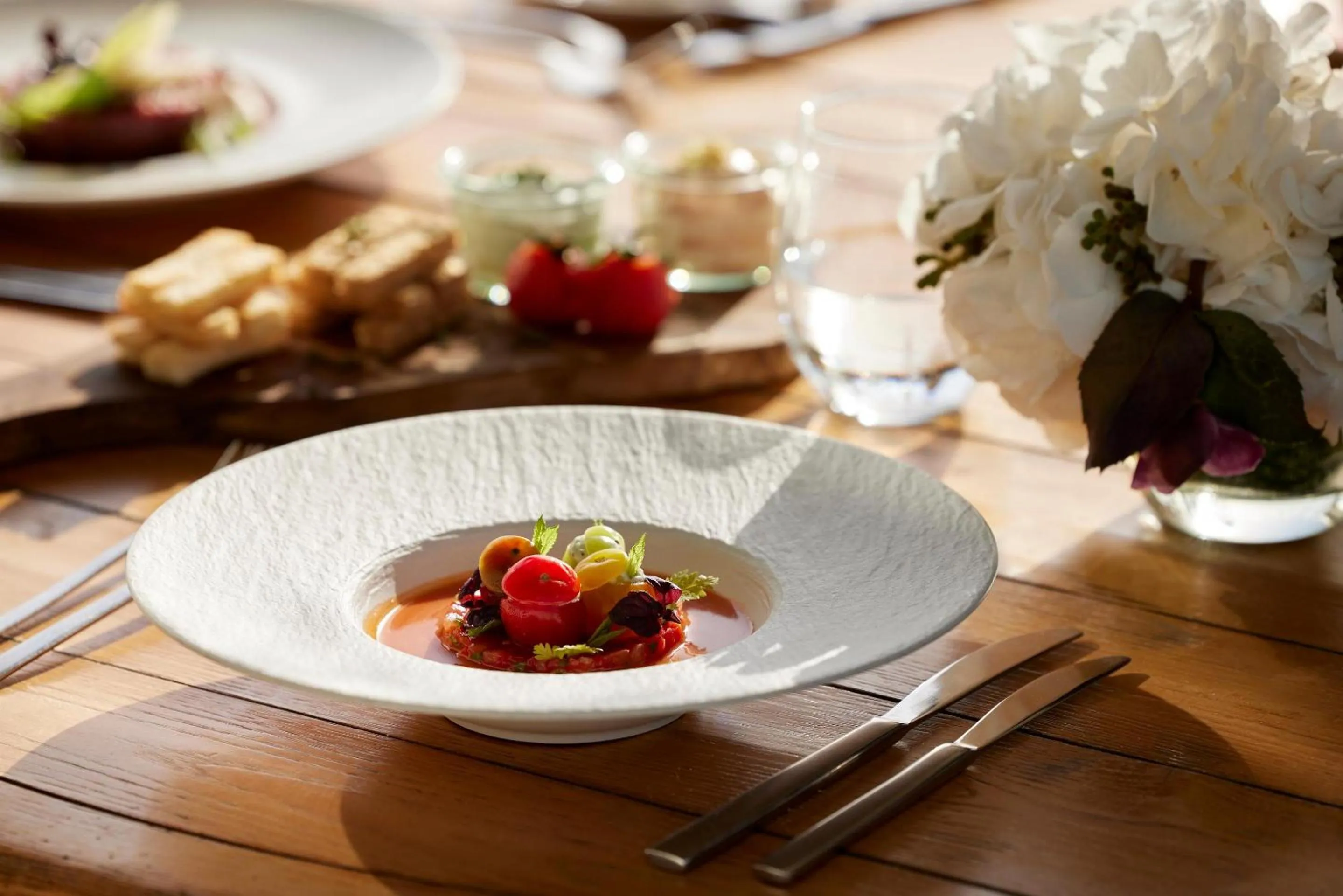 Restaurant/places to eat in Ikos Oceania