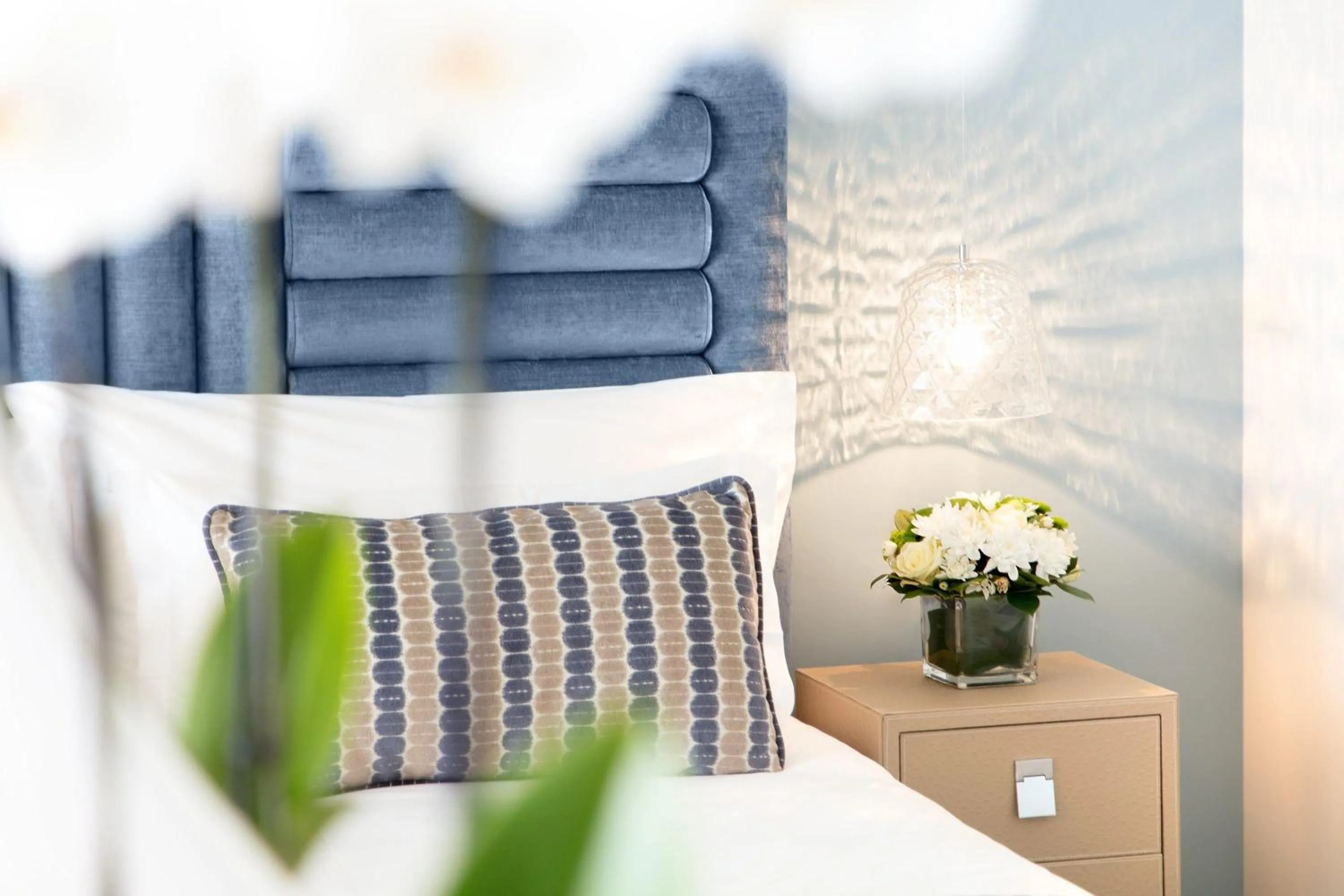 Photo of the whole room in Ikos Oceania