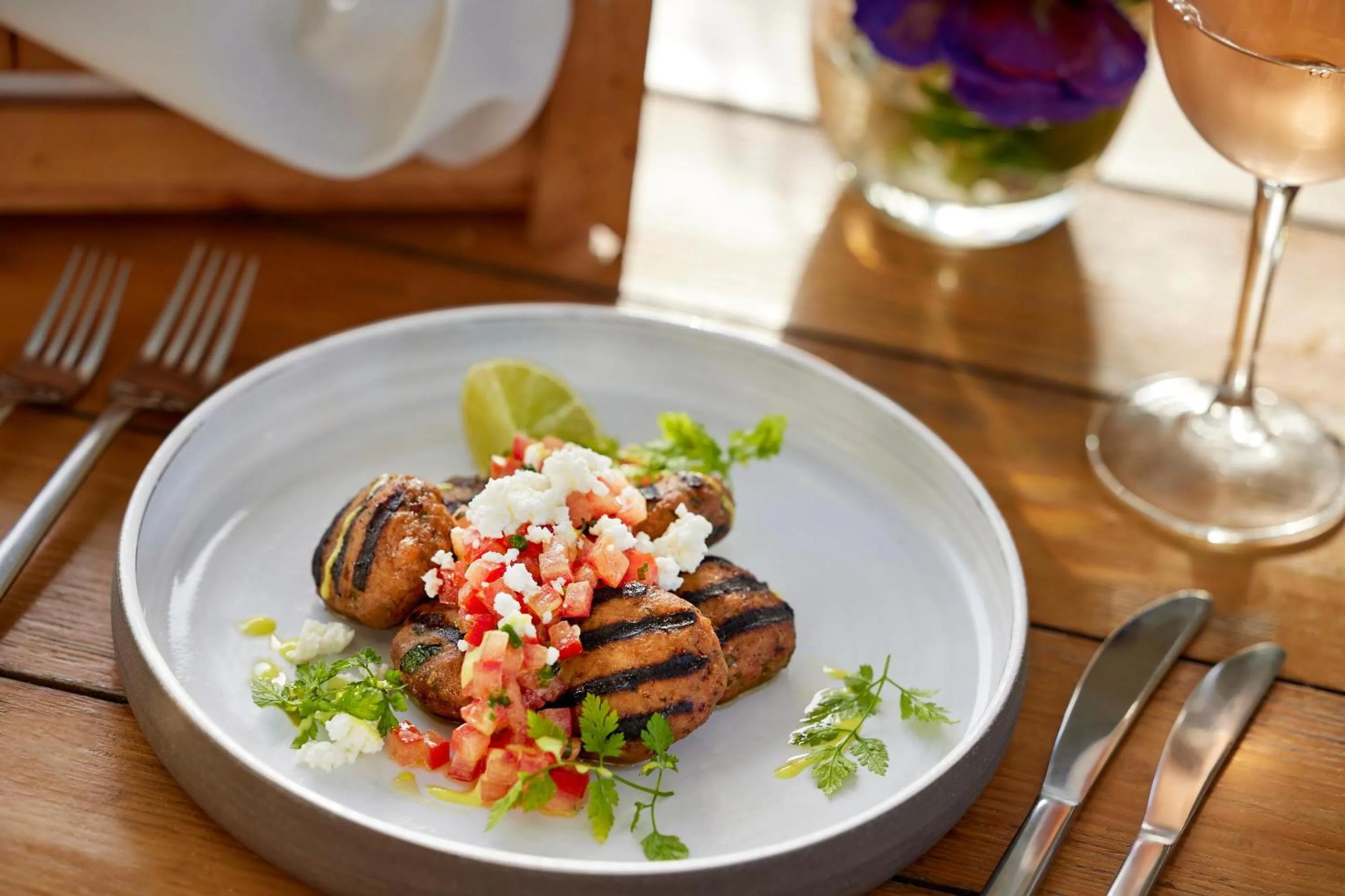 Restaurant/places to eat in Ikos Oceania