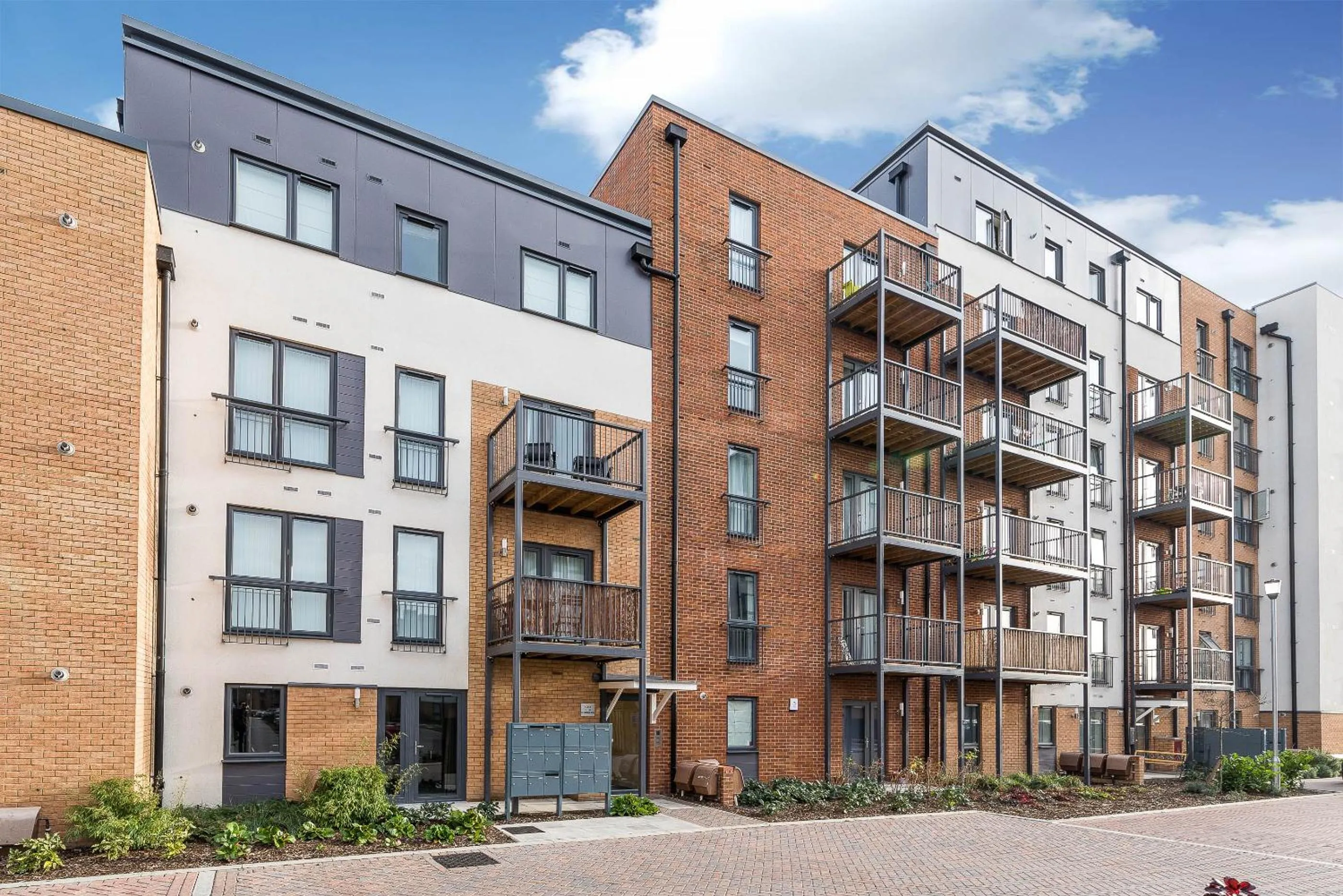 Facade/entrance in Greenwich House
