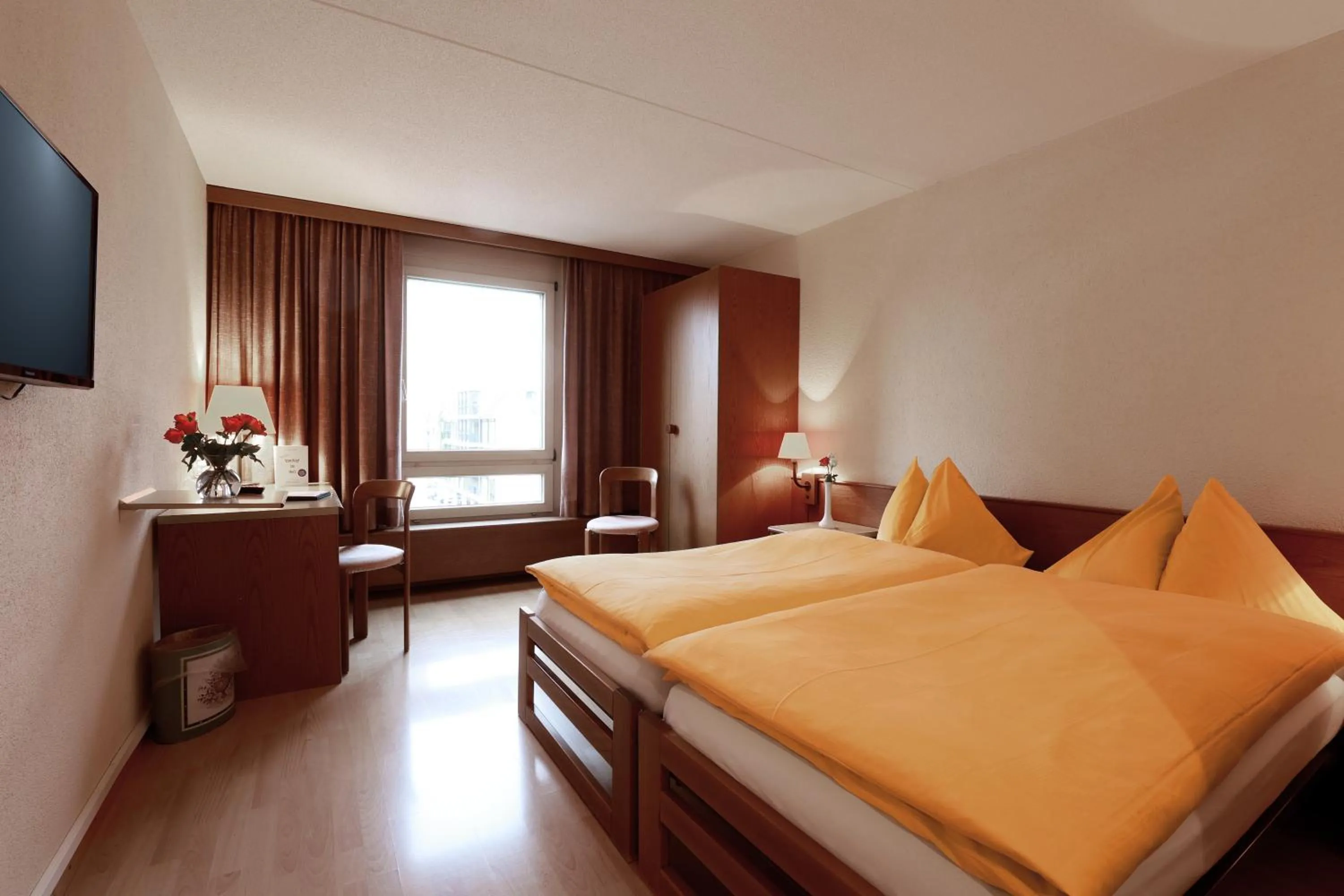 Photo of the whole room, Bed in Hotel Thurgauerhof Self-Check-in