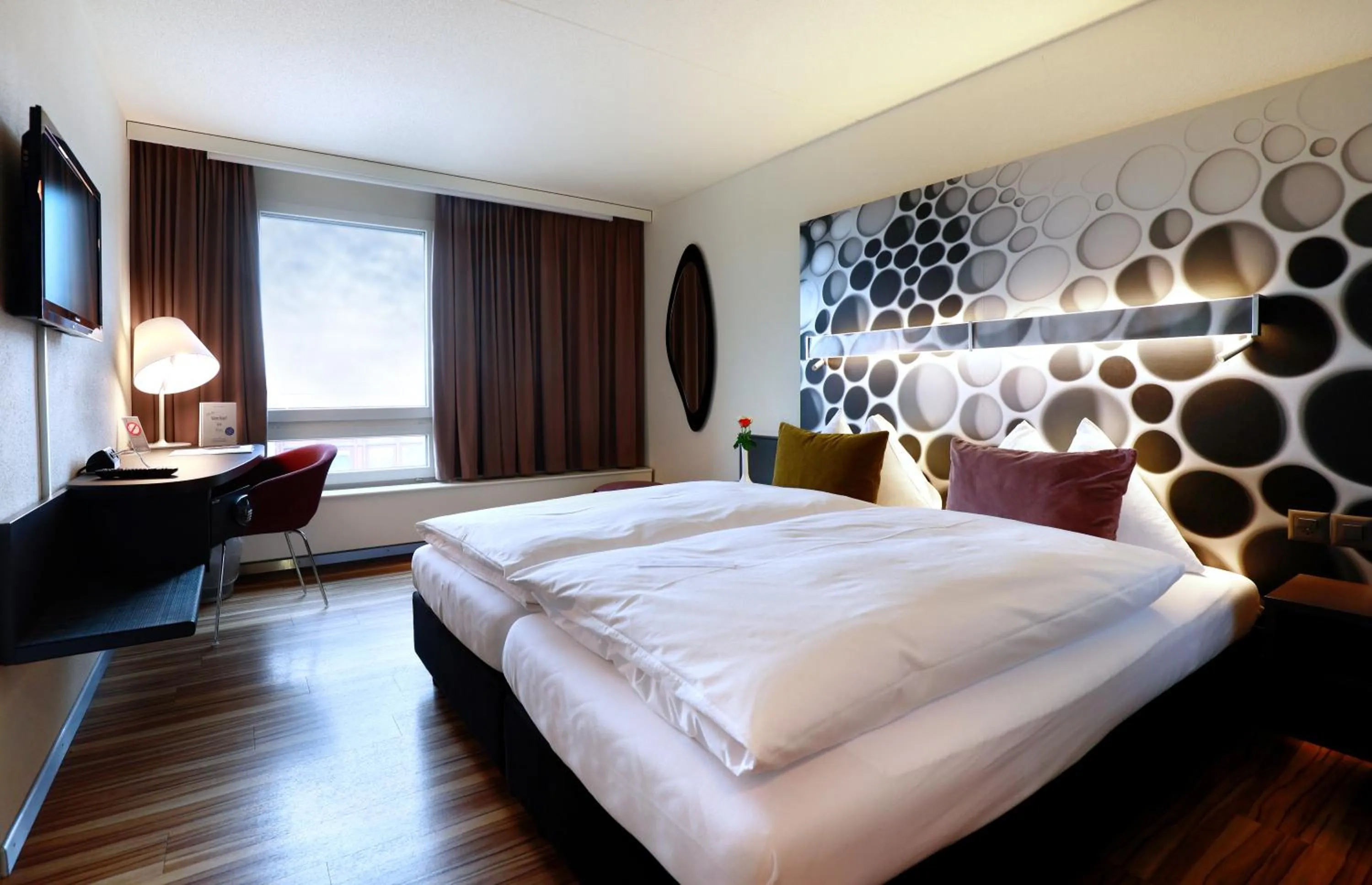 Photo of the whole room, Bed in Hotel Thurgauerhof Self-Check-in