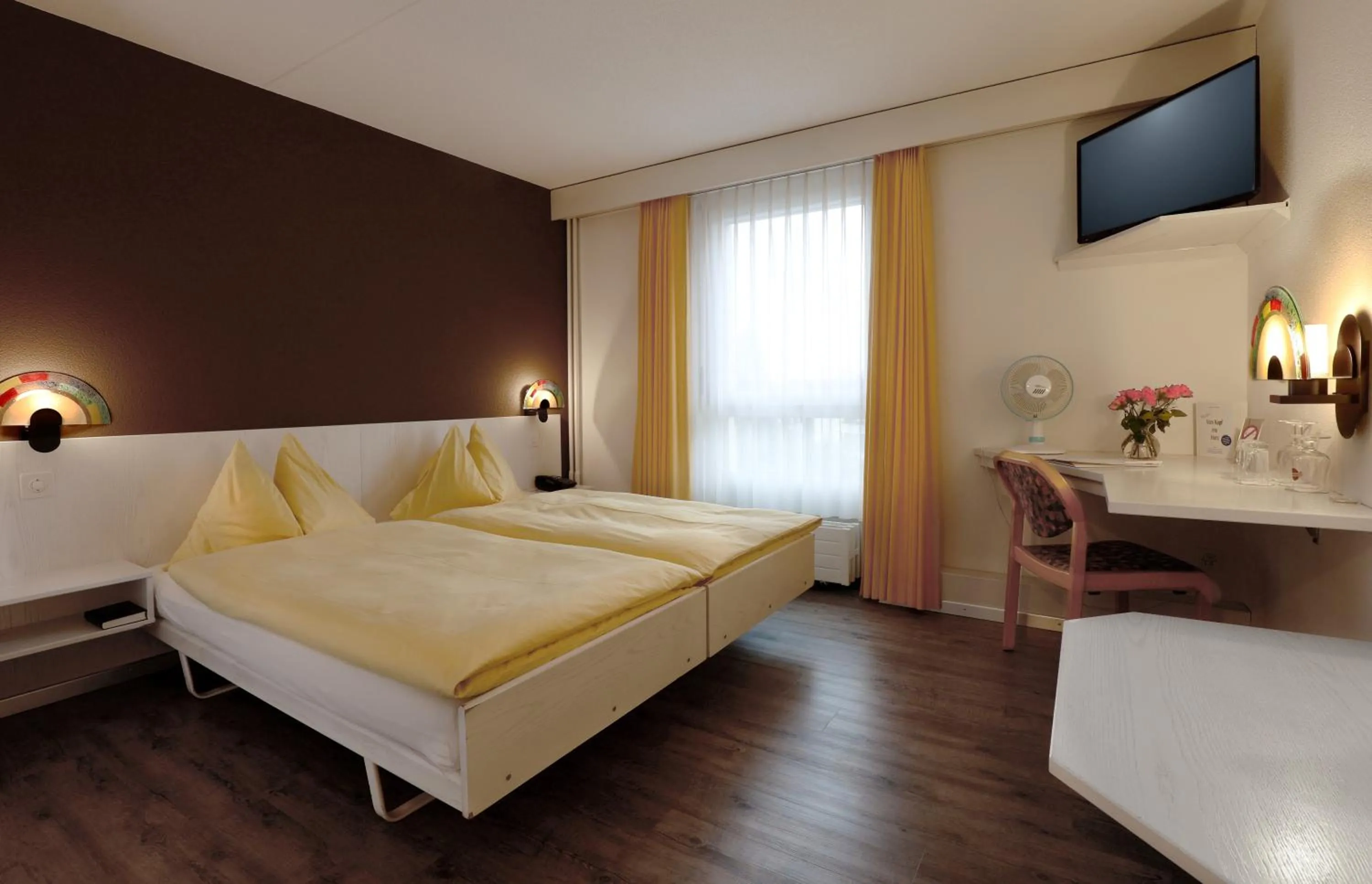 Photo of the whole room, Bed in Hotel Thurgauerhof Self-Check-in