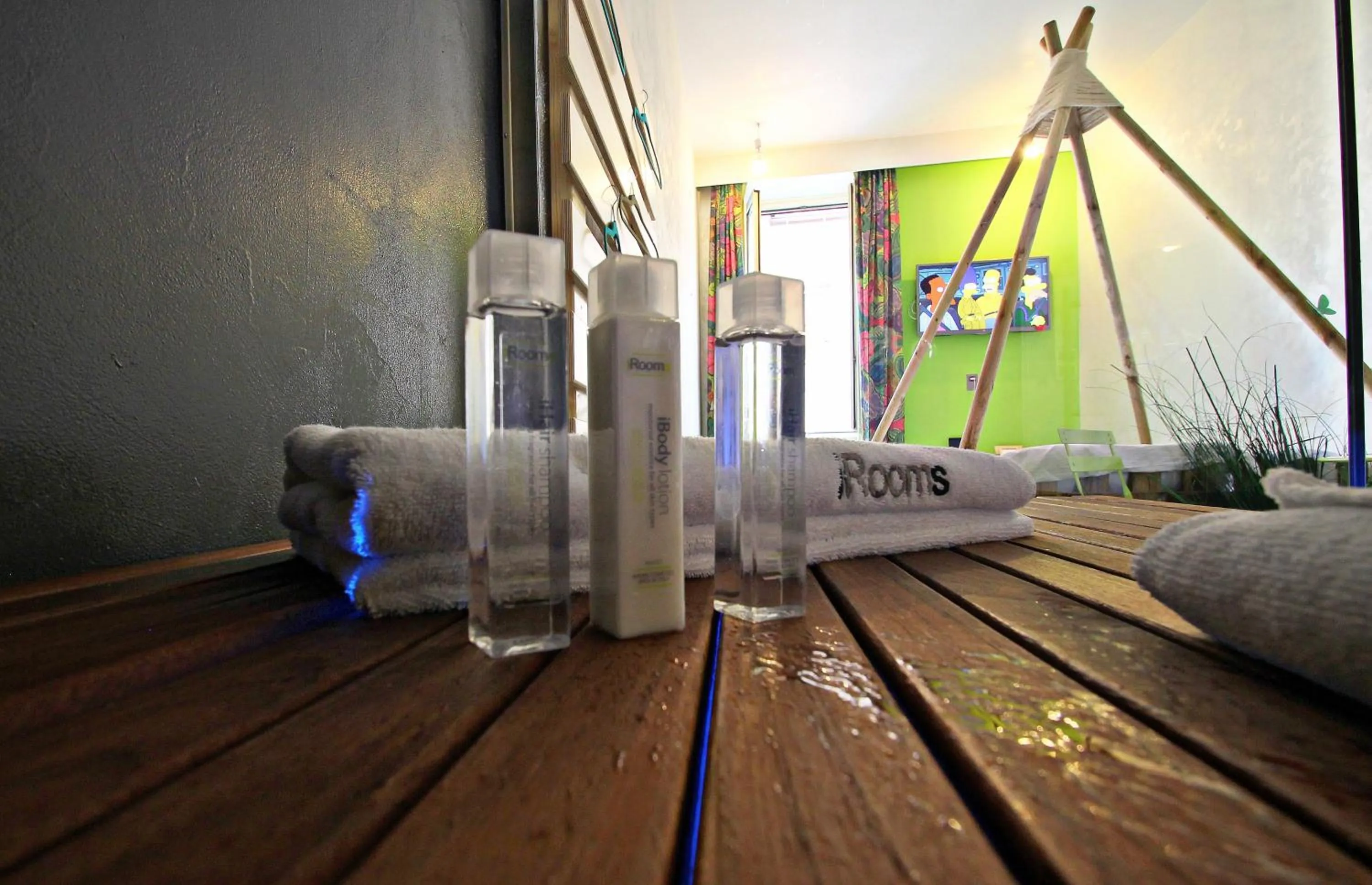 Bathroom in Magenta Campo dei Fiori