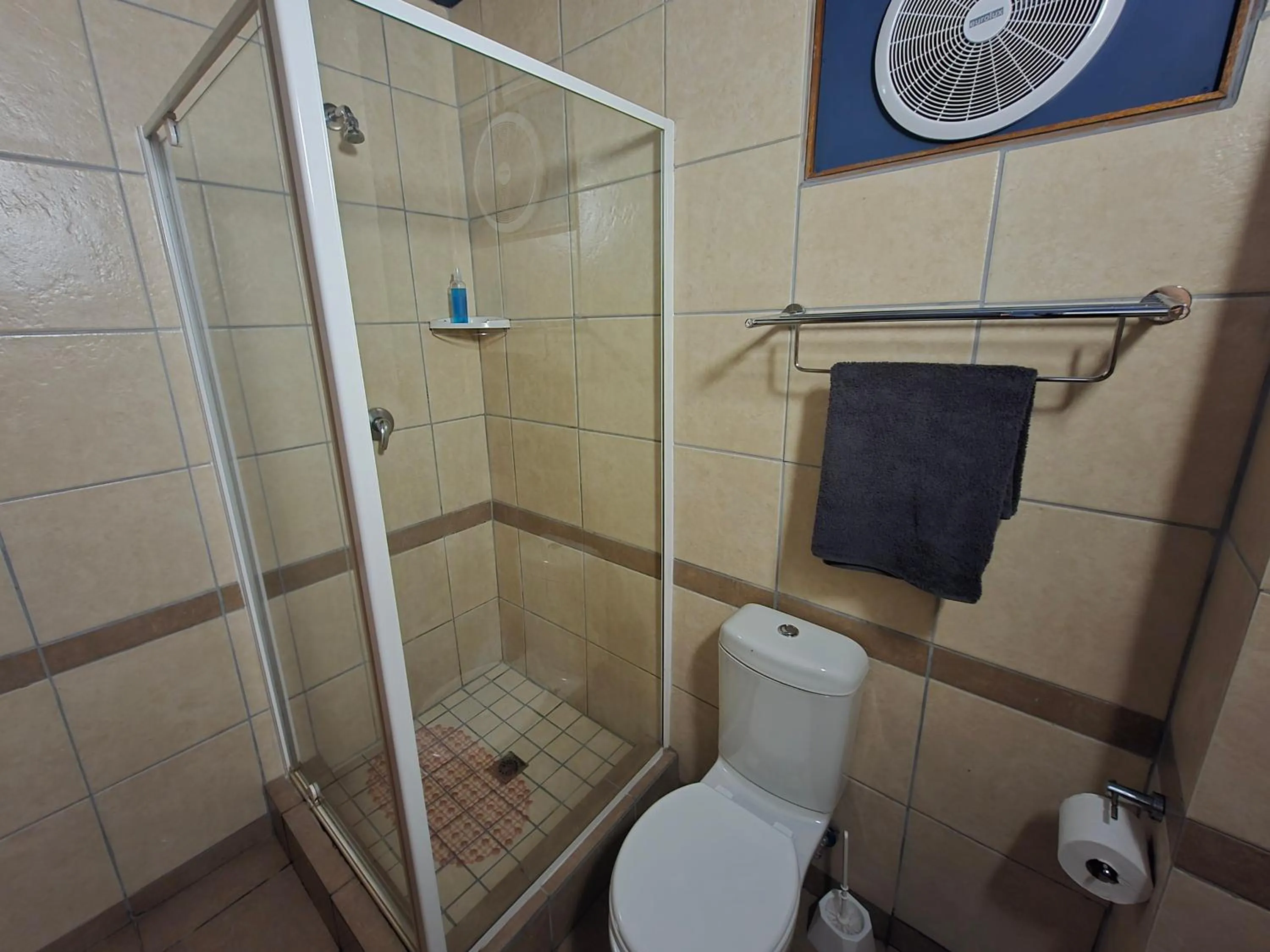 Shower in Hoedjiesbaai Hotel