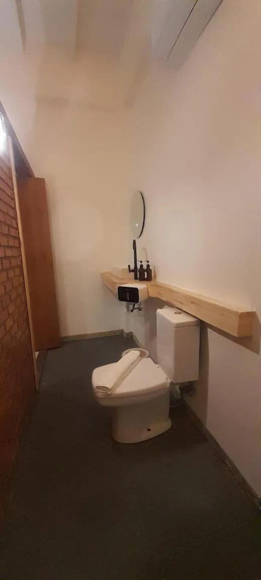 Shower in To The Moon Guesthouse