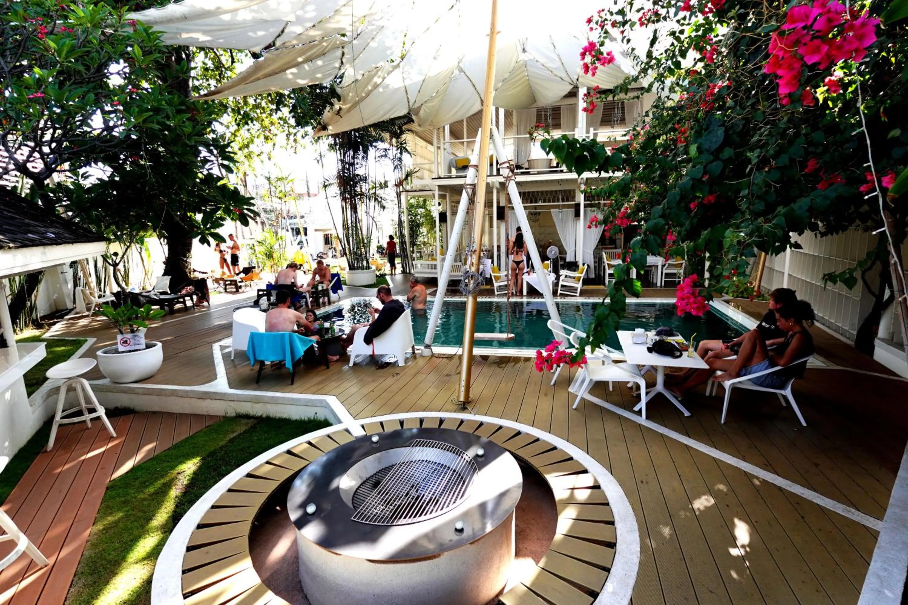 Swimming pool in To The Moon Guesthouse