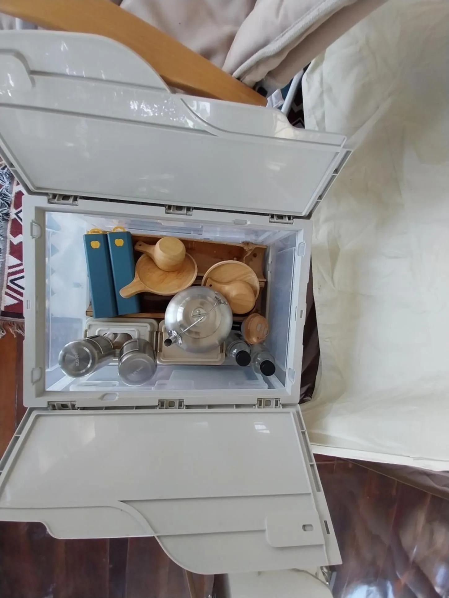 Coffee/tea facilities in To The Moon Guesthouse