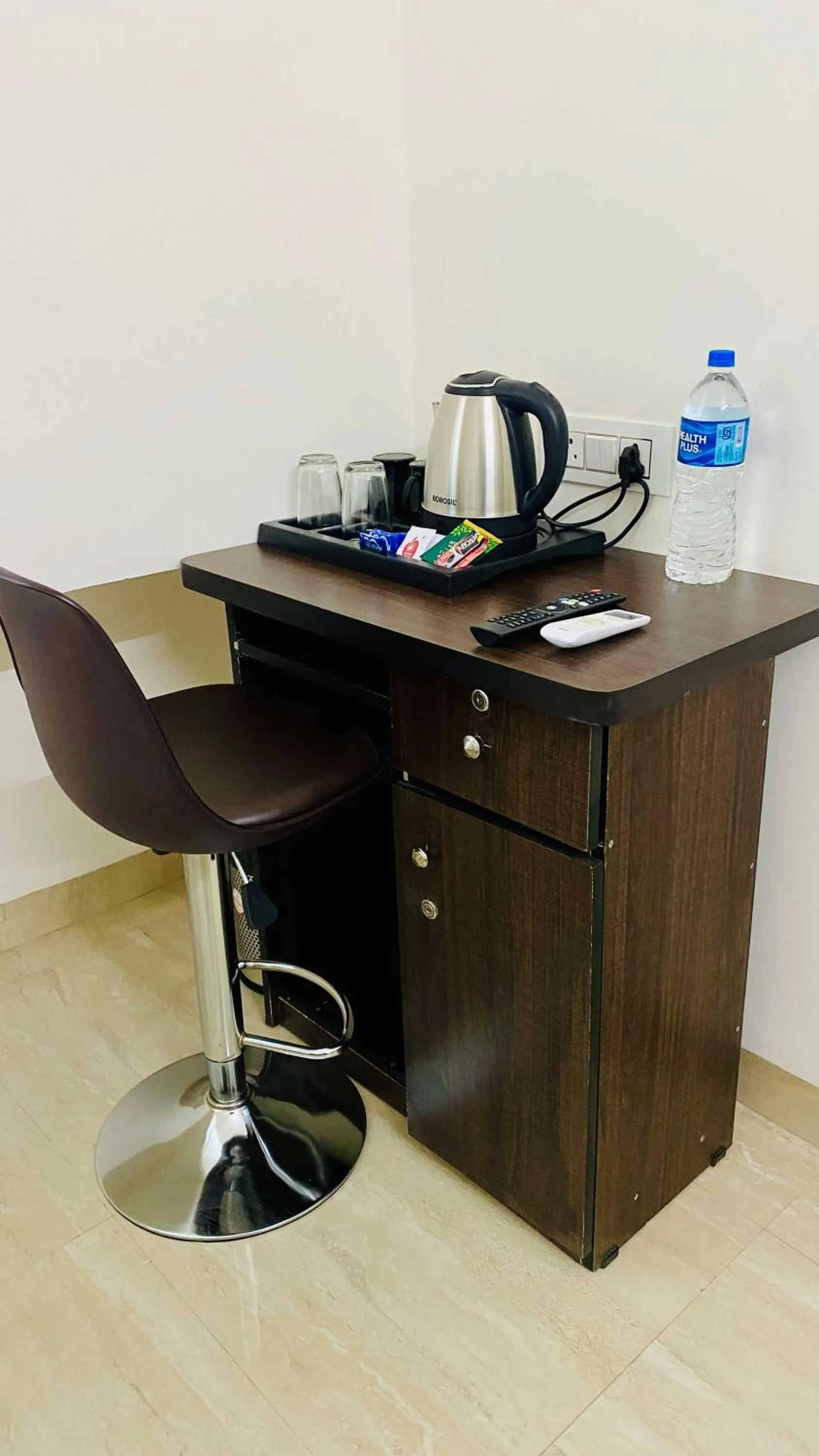 Coffee/tea facilities in Hotel Regency