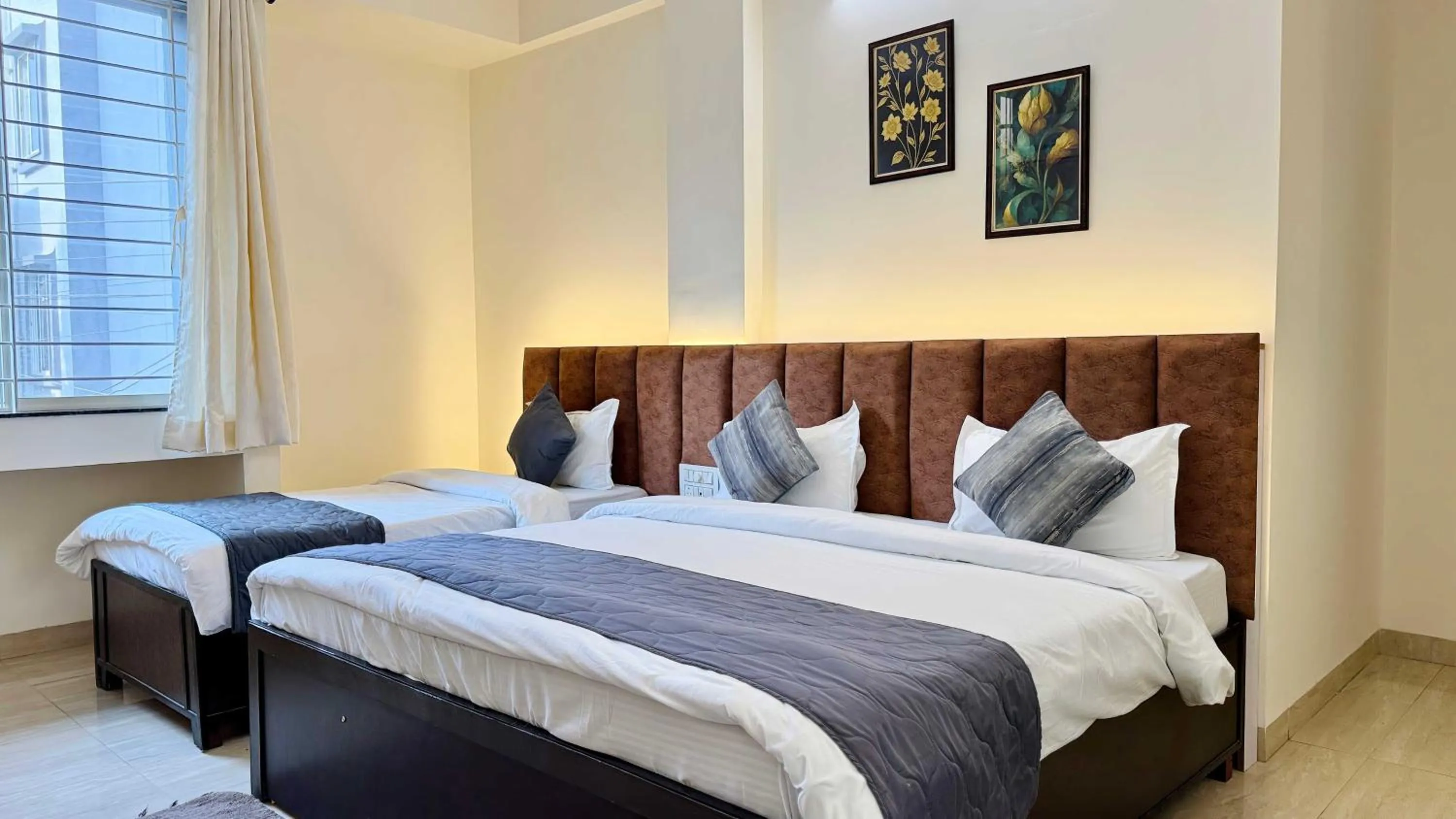 Bed in Hotel Regency