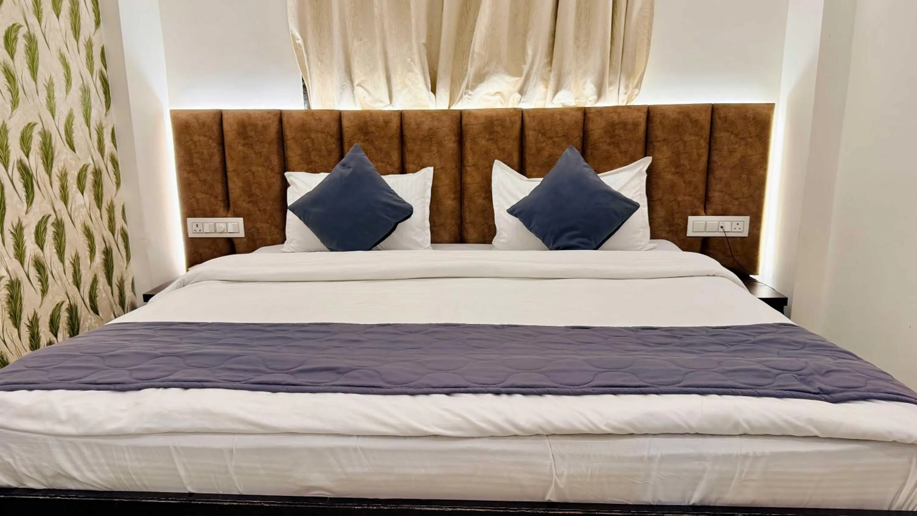 Bed in Hotel Regency