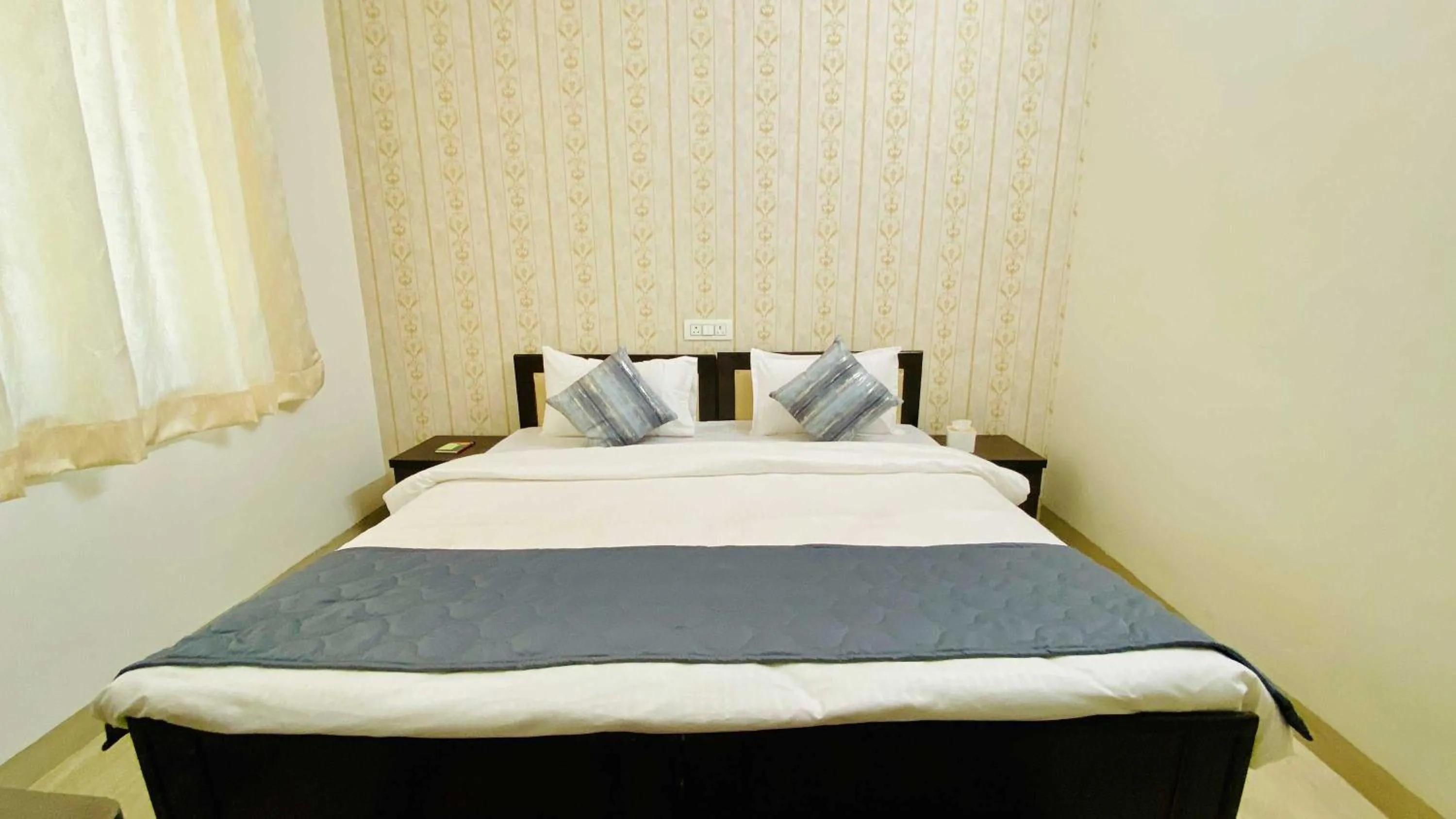 Bed in Hotel Regency