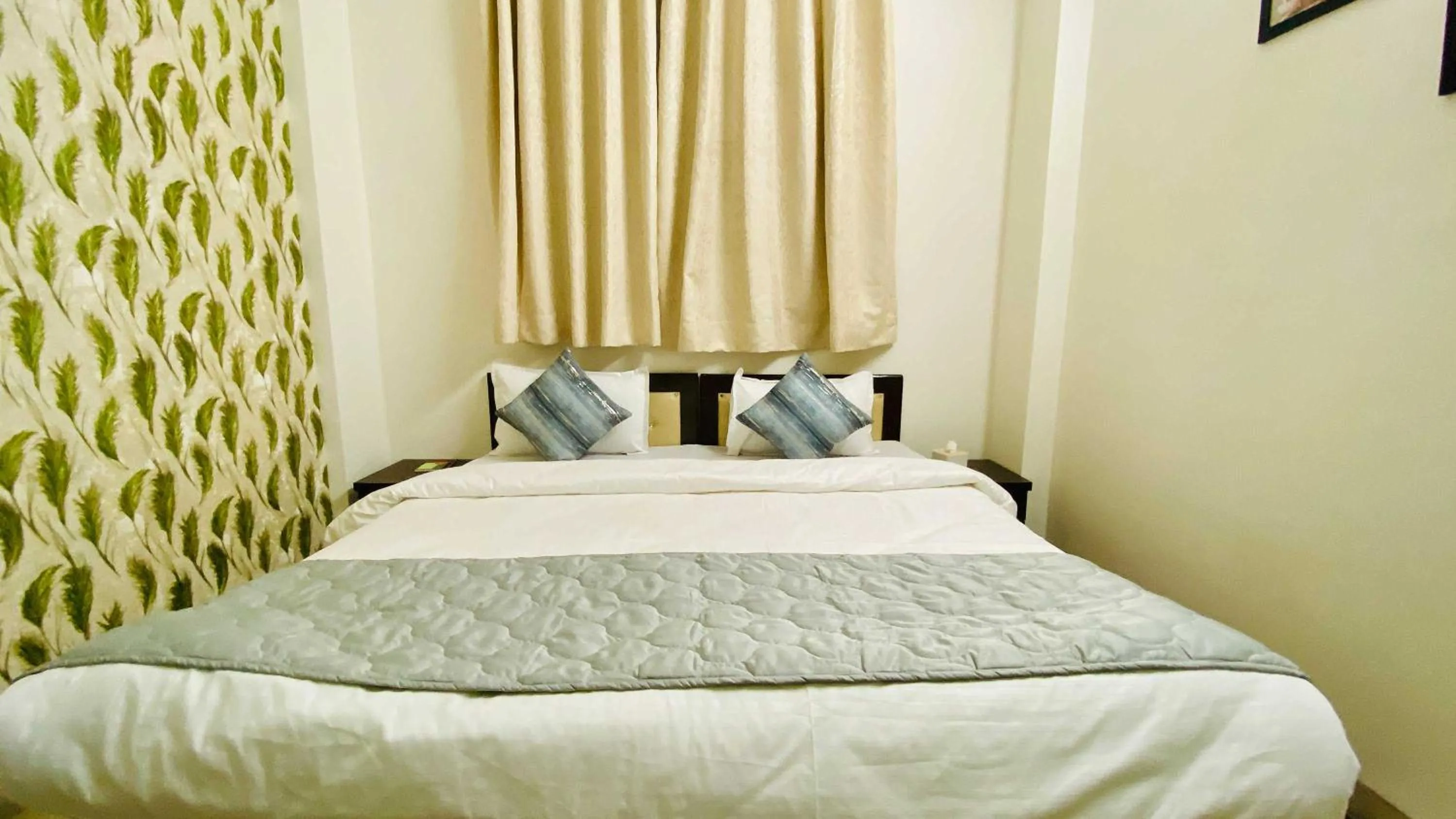 Bed in Hotel Regency