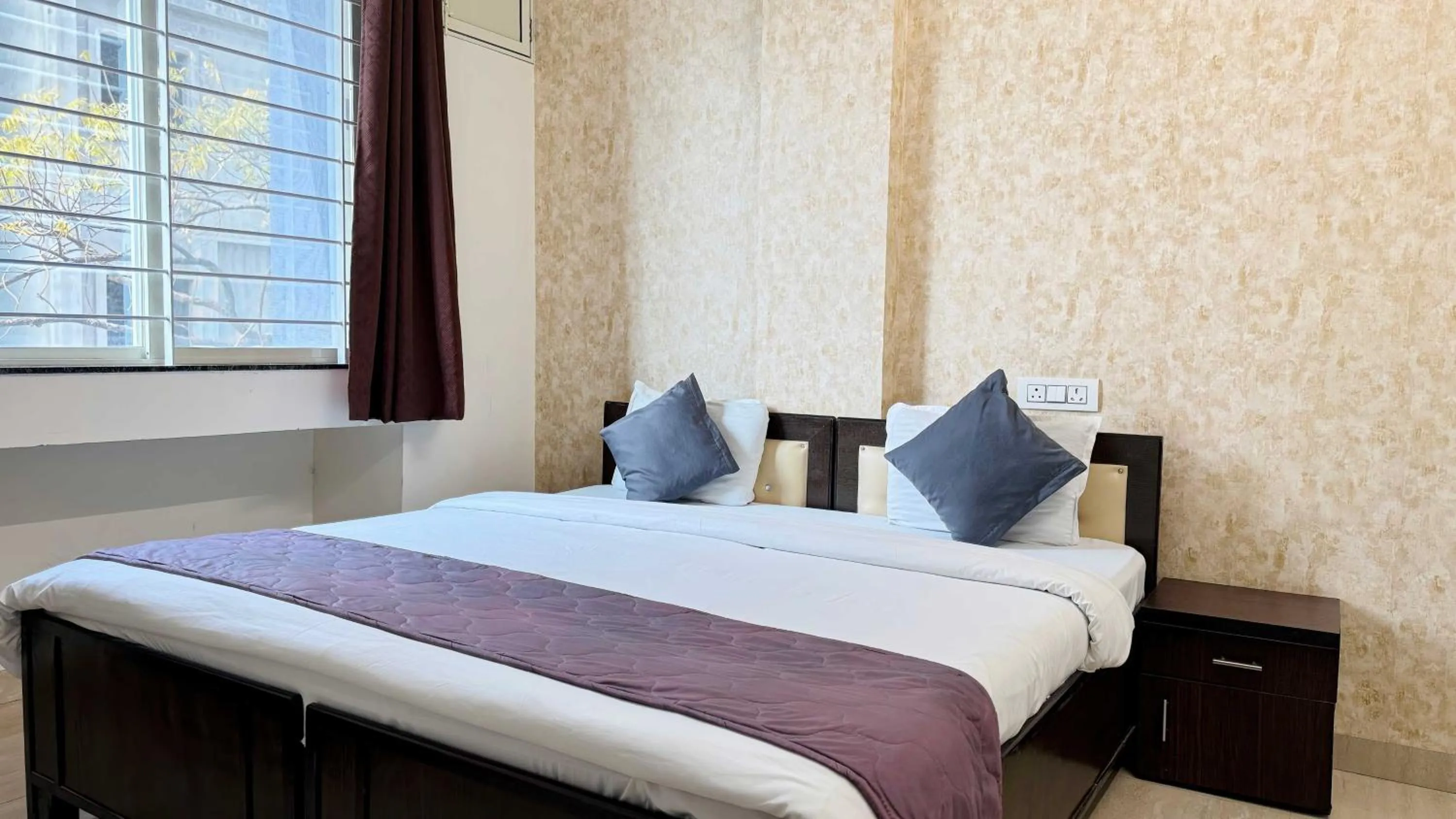 Bed in Hotel Regency