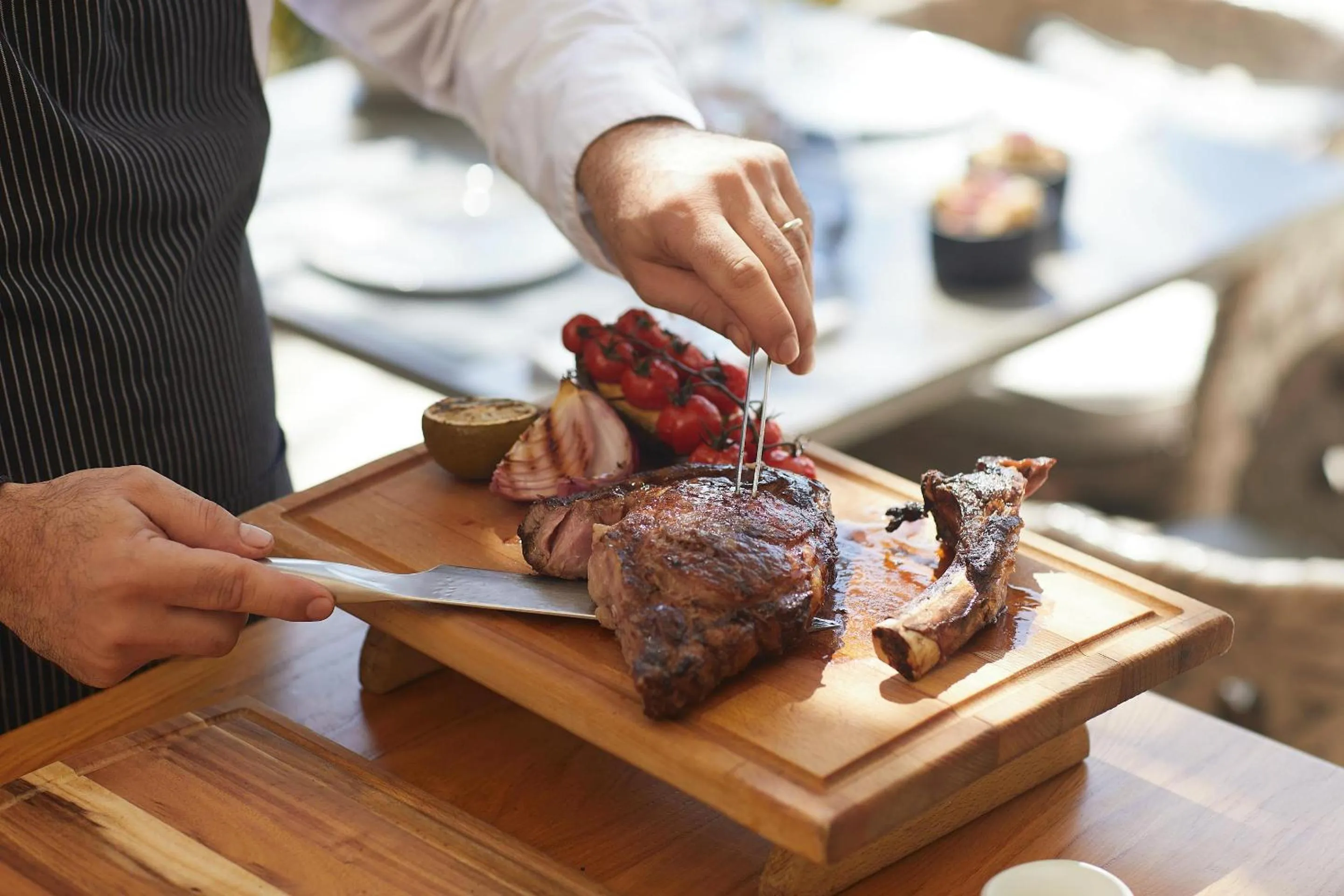 Restaurant/places to eat in Sani Beach