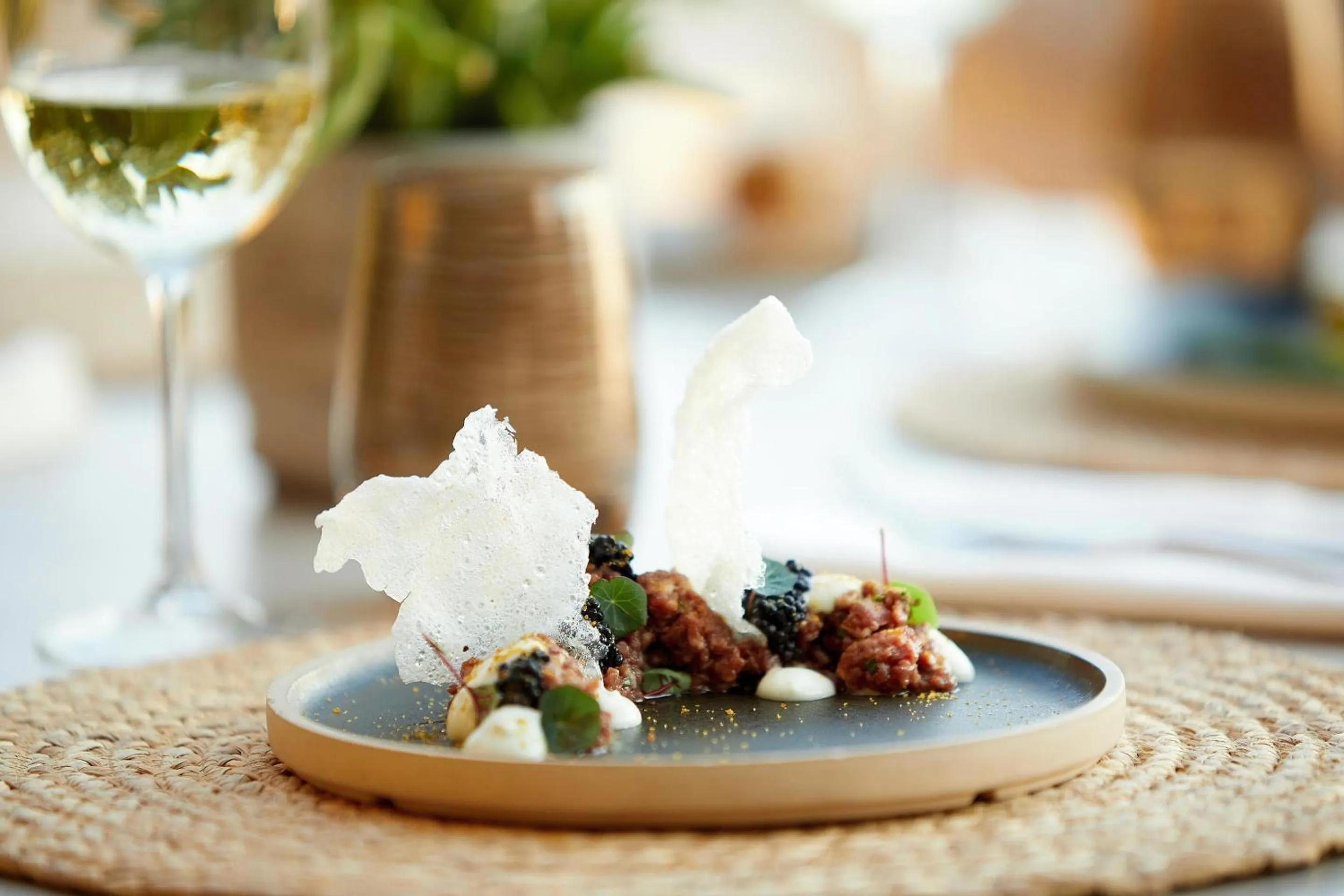 Restaurant/places to eat in Sani Beach