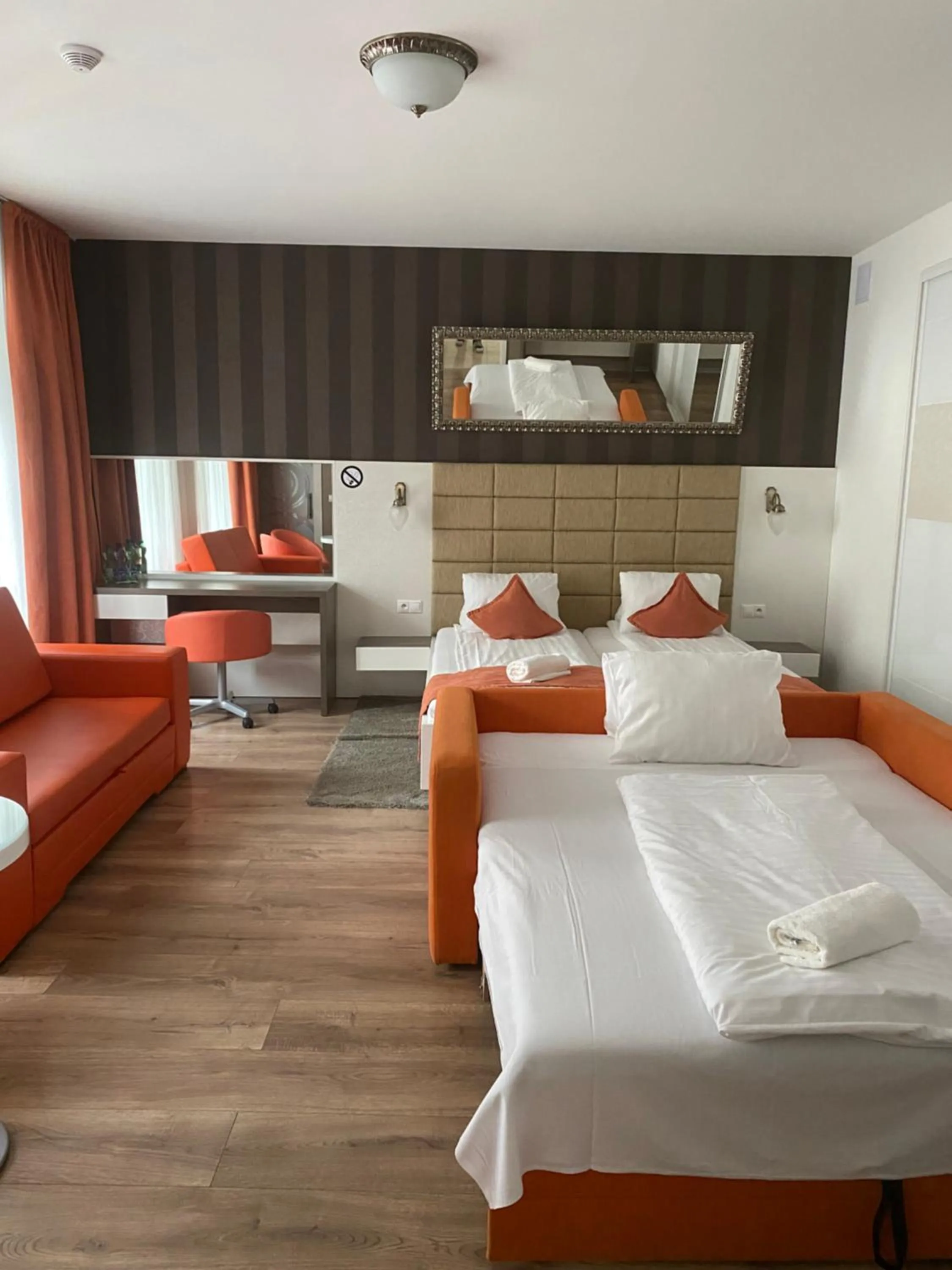 Photo of the whole room, Bed in VIP Apartments