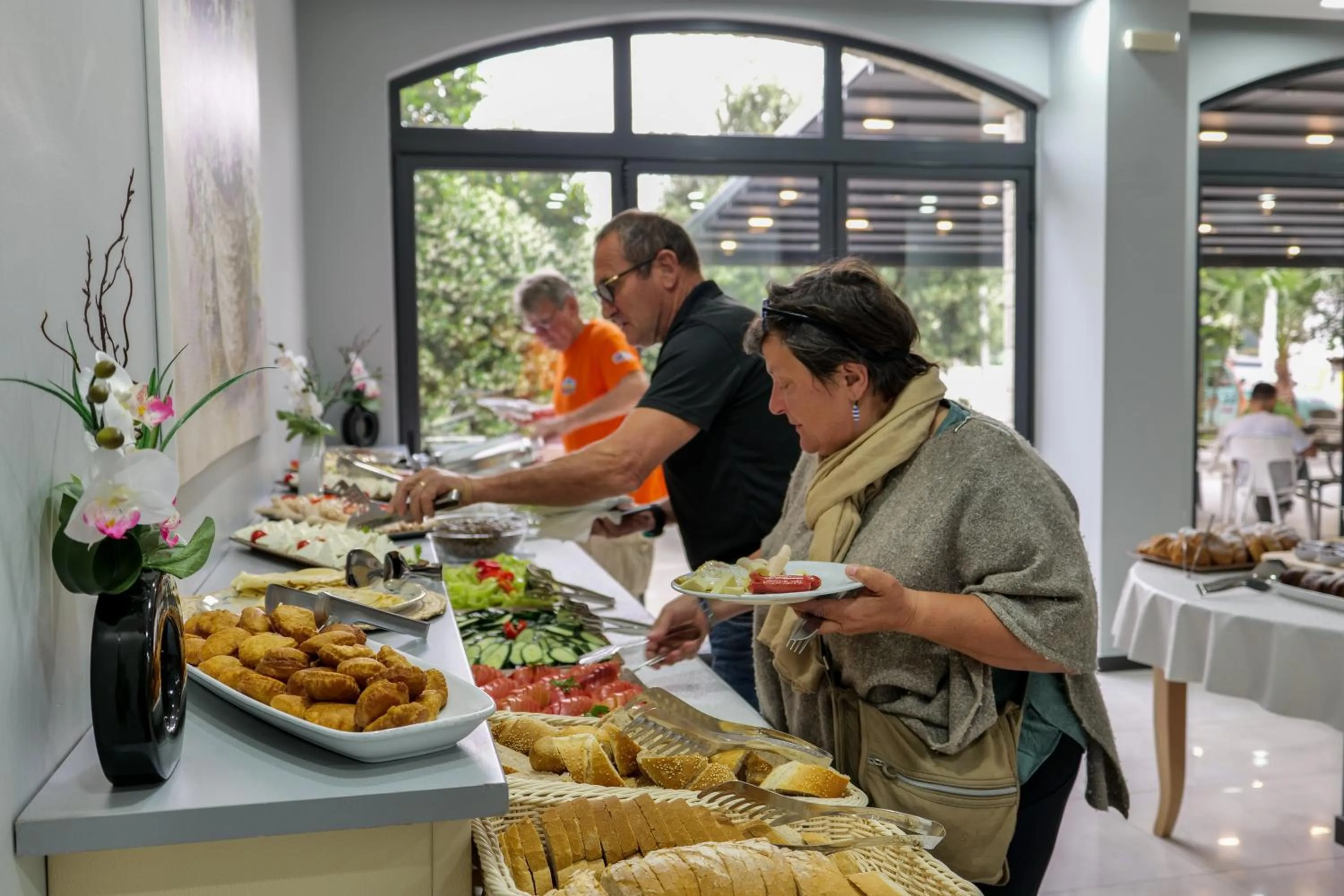 People in Heksamil Hotel