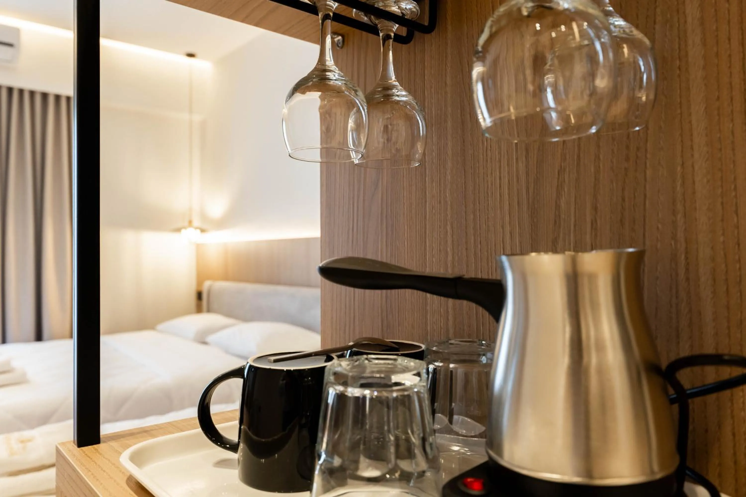 Coffee/tea facilities, Bed in Heksamil Hotel