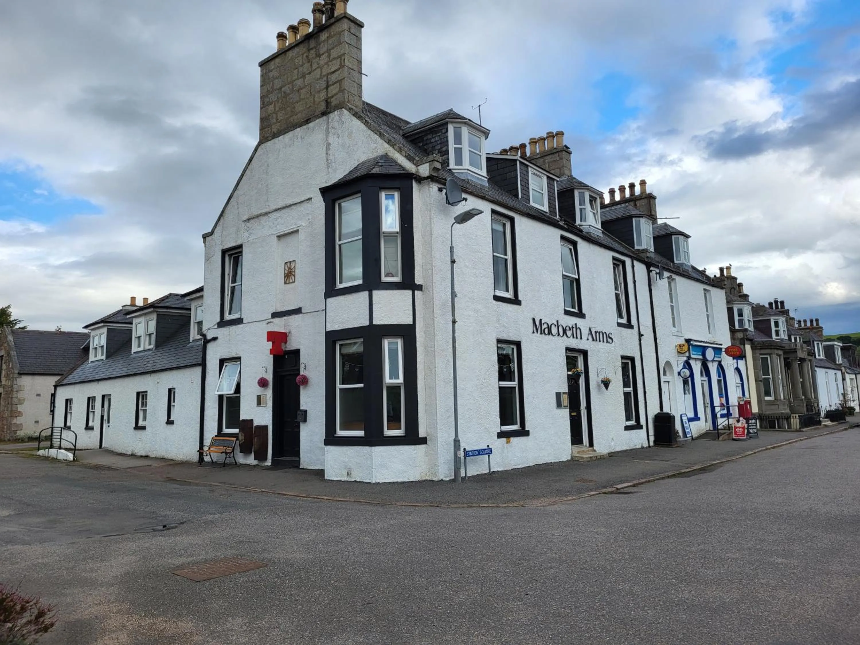 Macbeth Arms