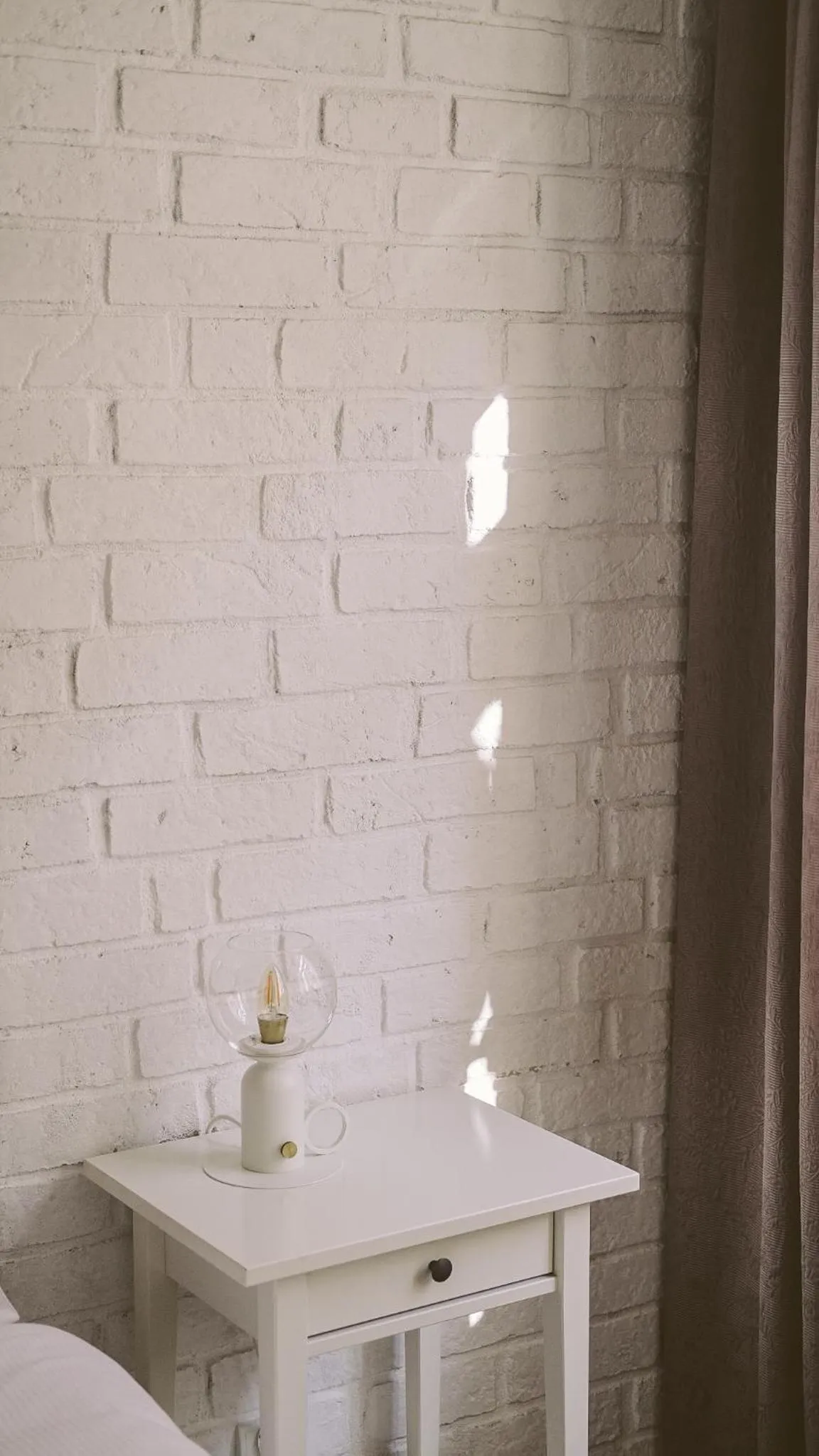 Bedroom in Too-Good Apartments